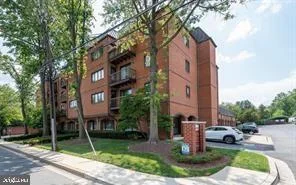 8 Russell Avenue Unit 311