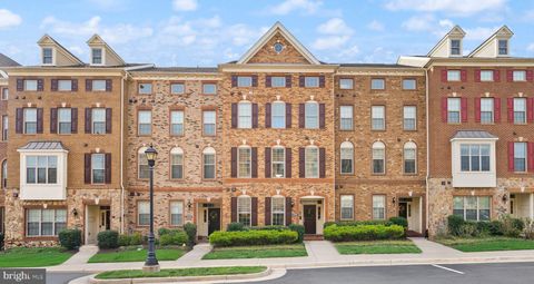 43197 HALKETT SQUARE ASHBURN VA 20148