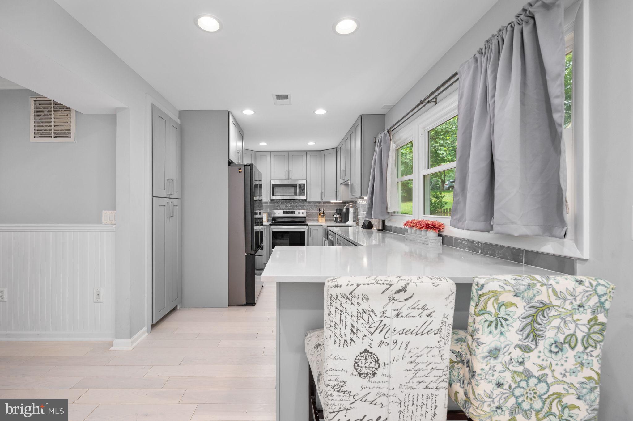 MONTCLAIR - Residential