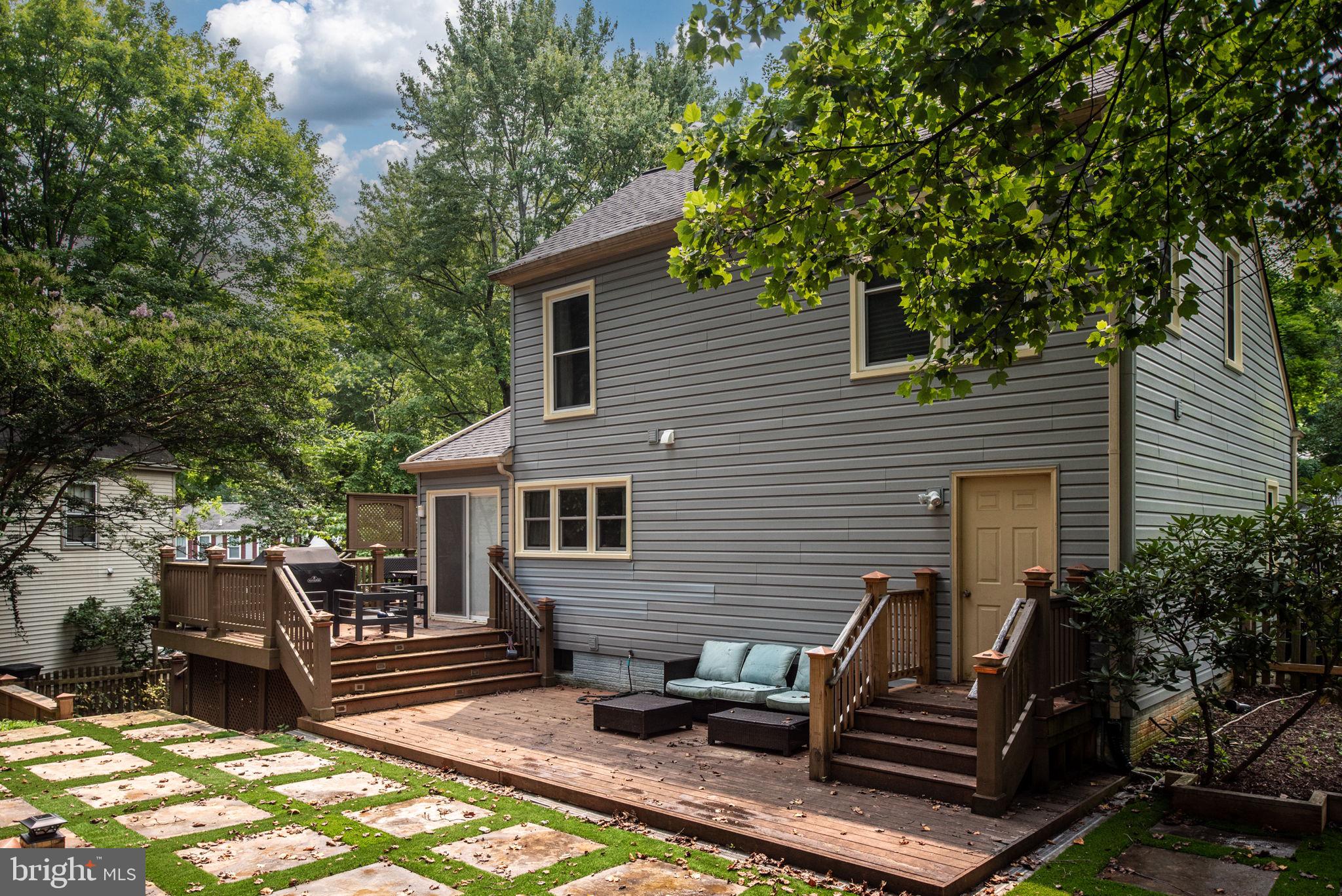 MONTCLAIR - Residential