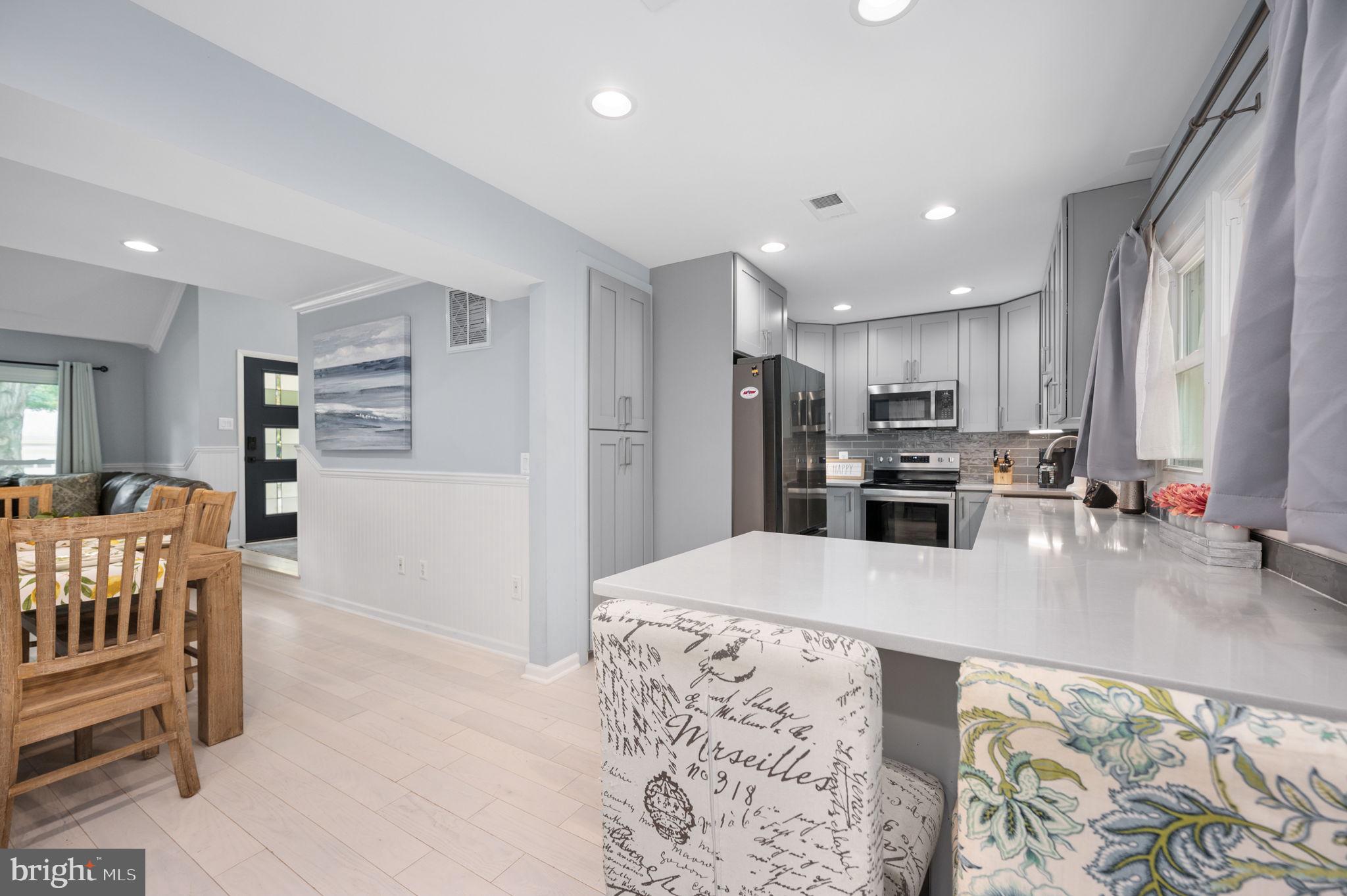 MONTCLAIR - Residential