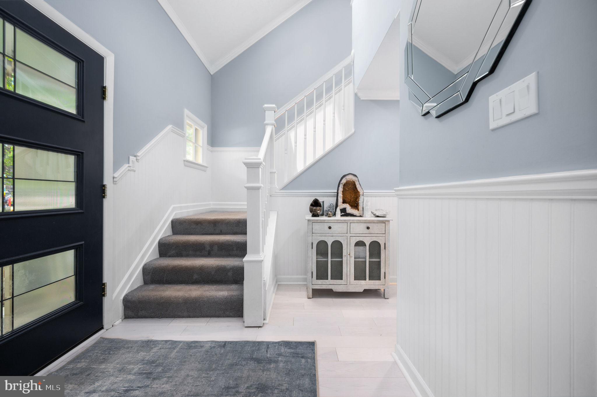 MONTCLAIR - Residential