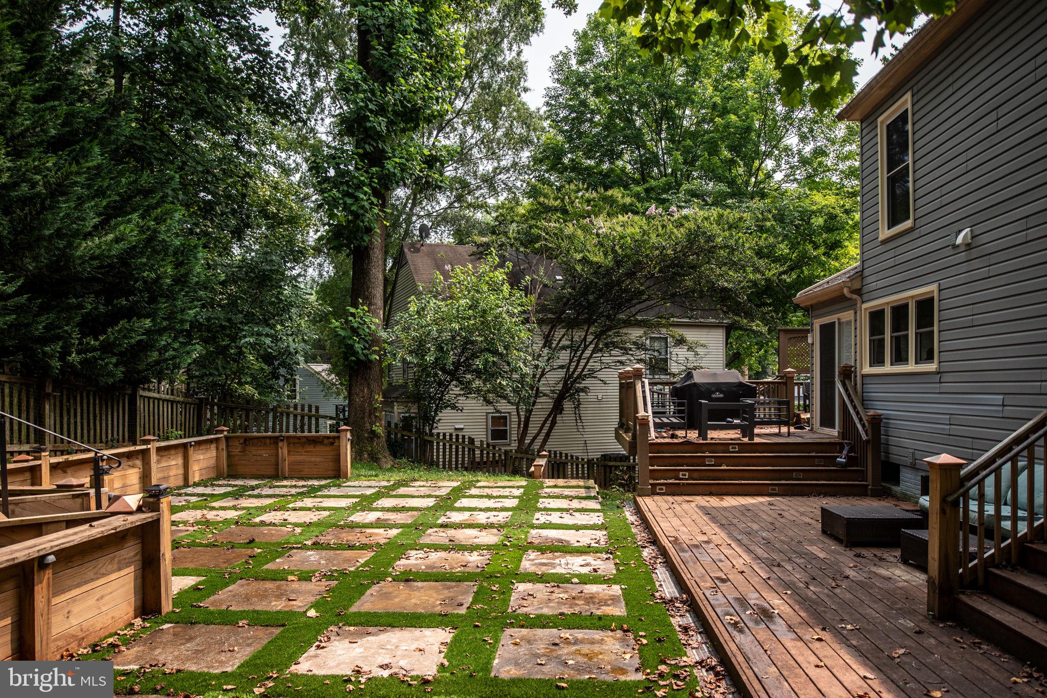 MONTCLAIR - Residential