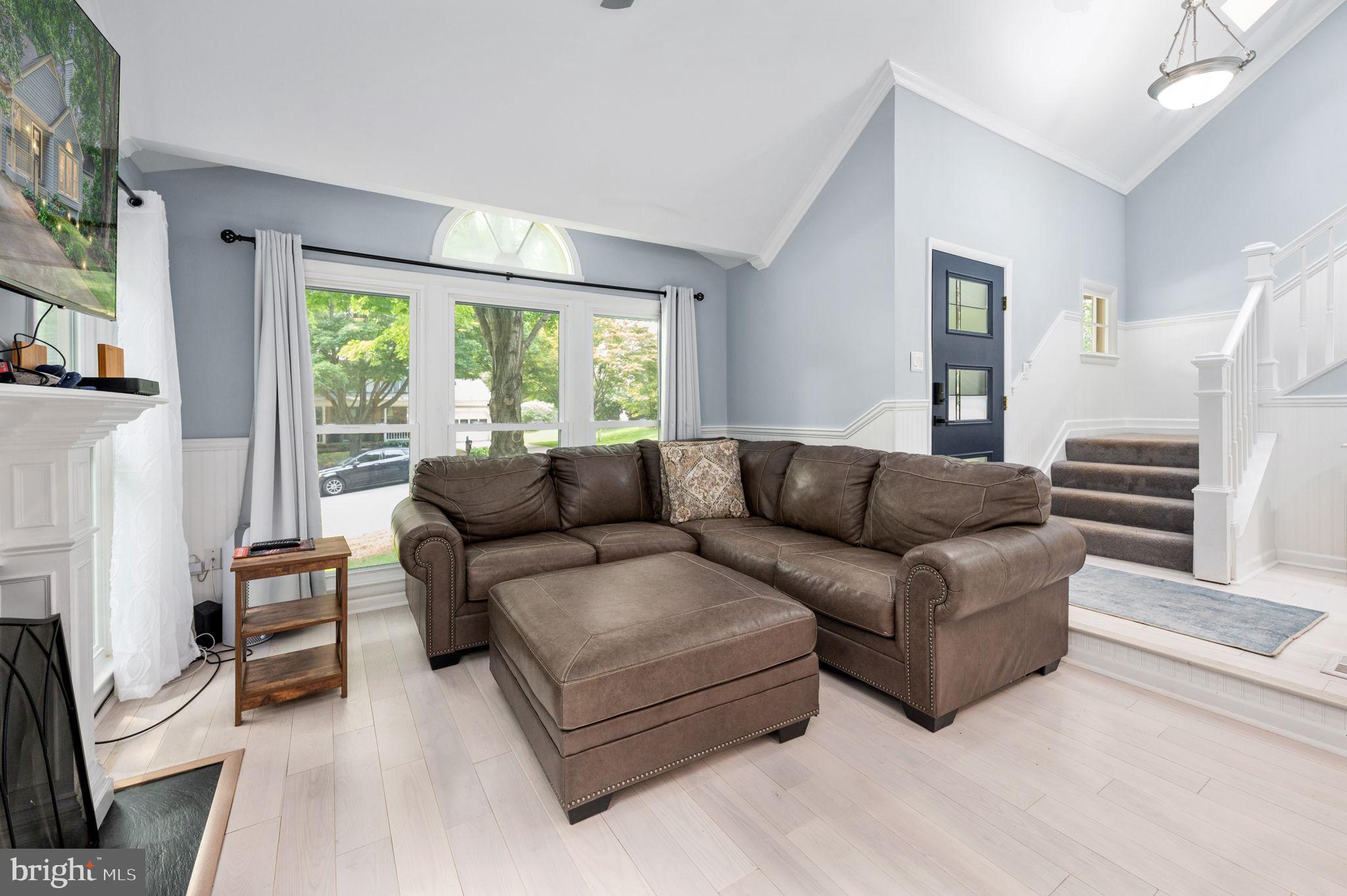 MONTCLAIR - Residential