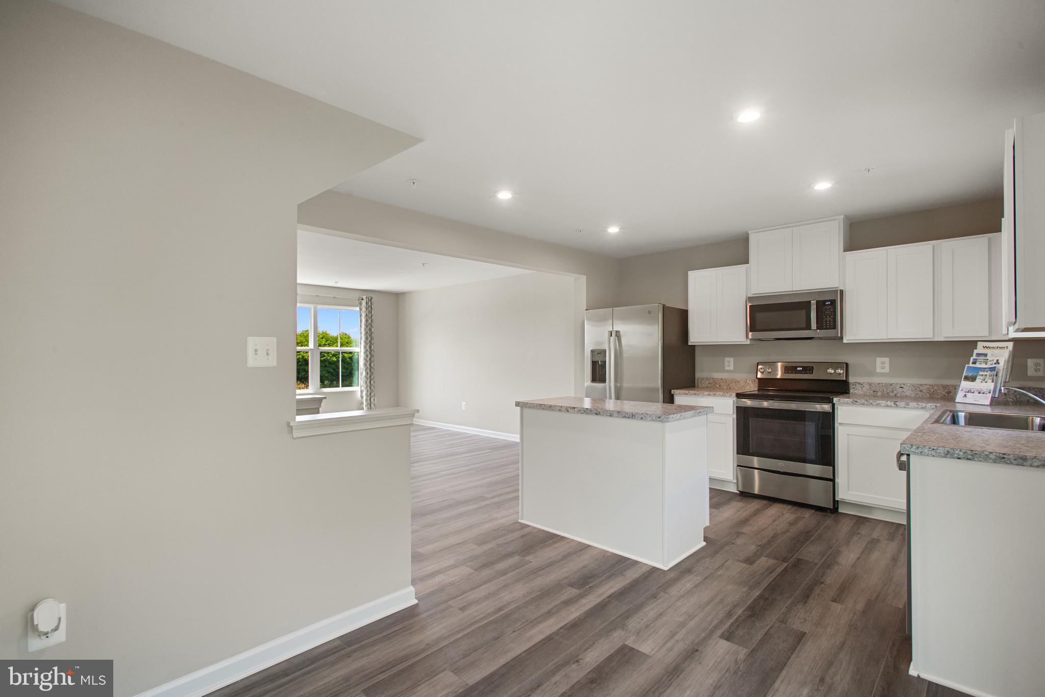 HERON POINT - Residential