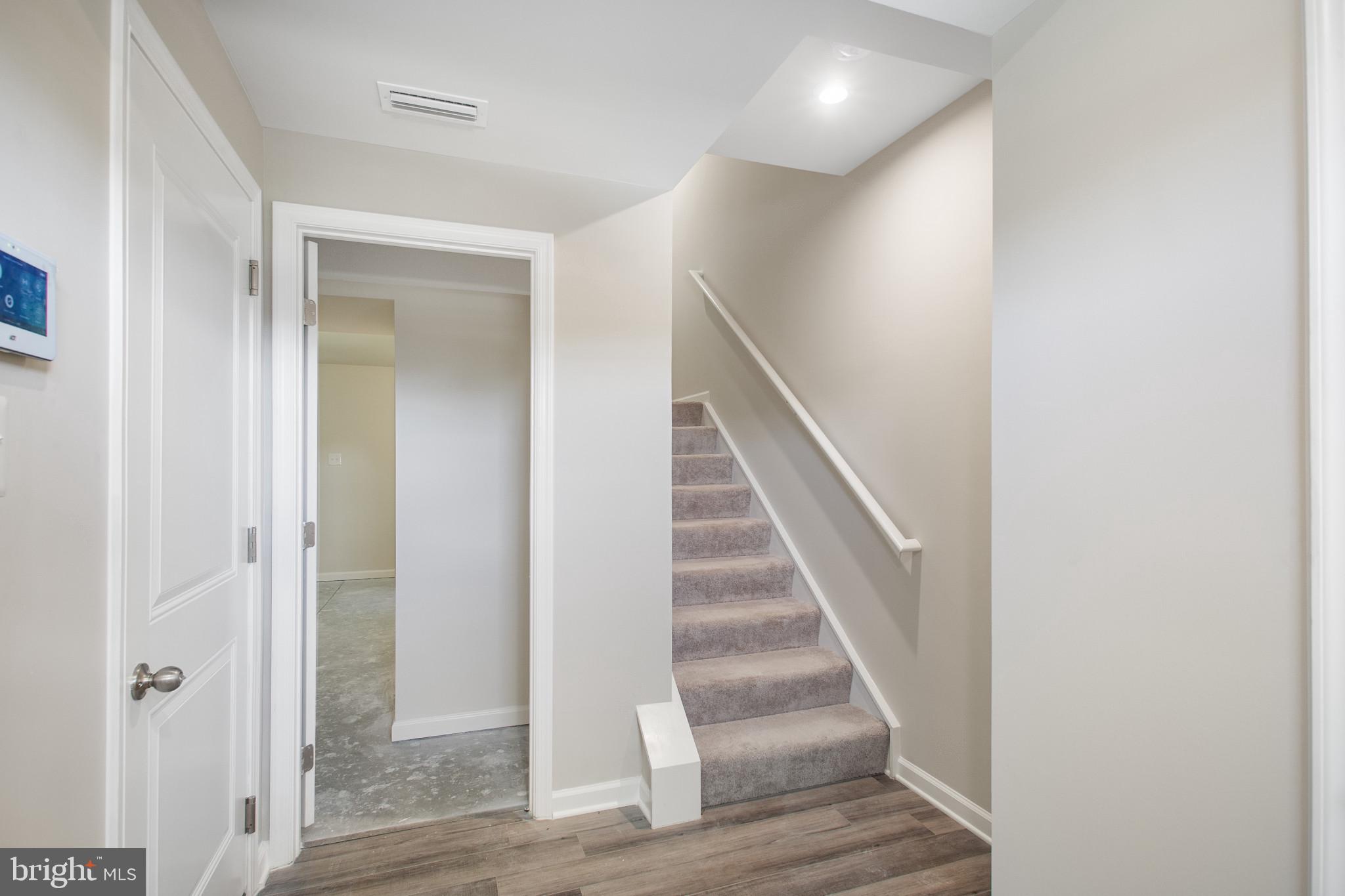 HERON POINT - Residential