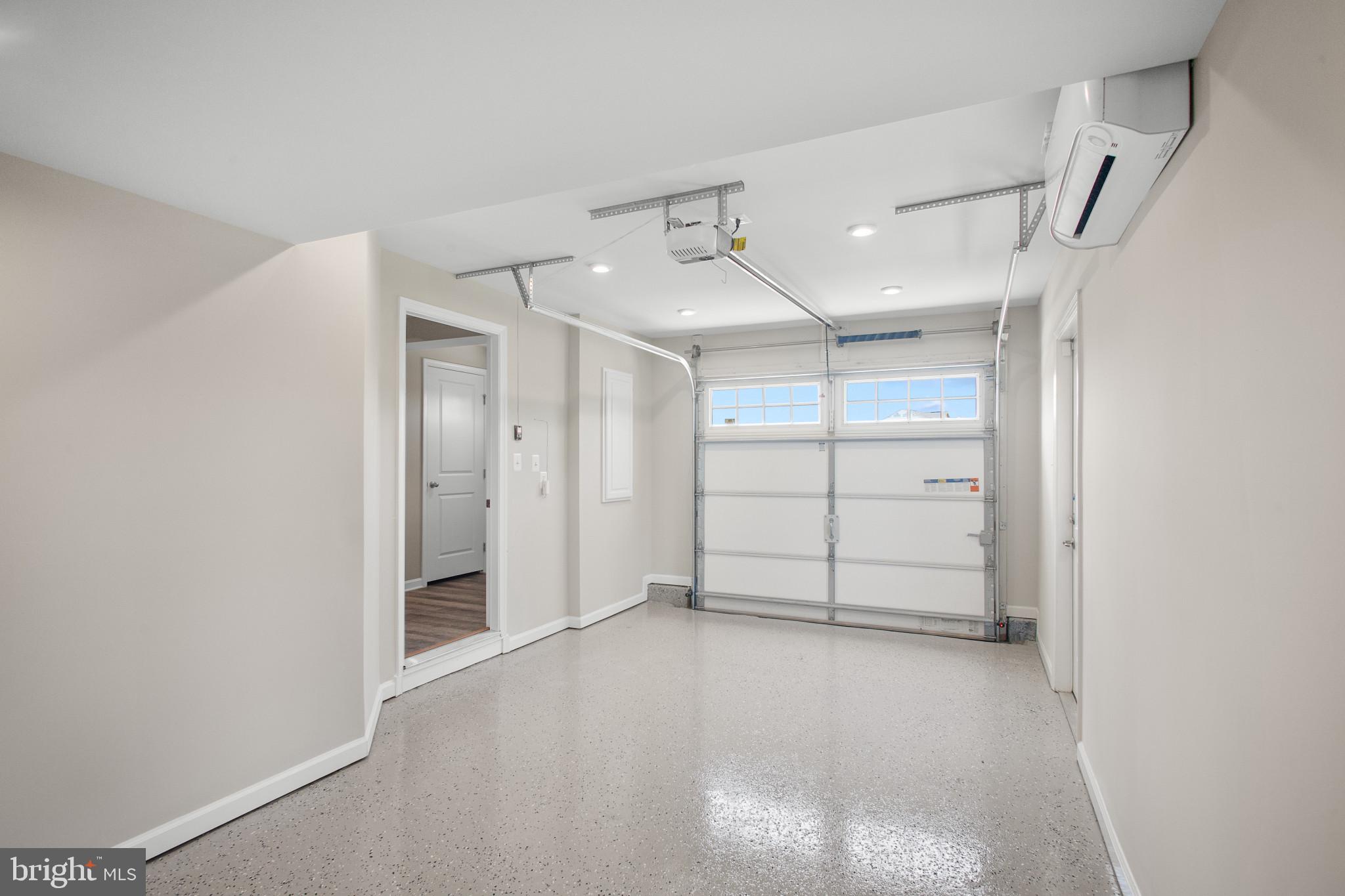 HERON POINT - Residential