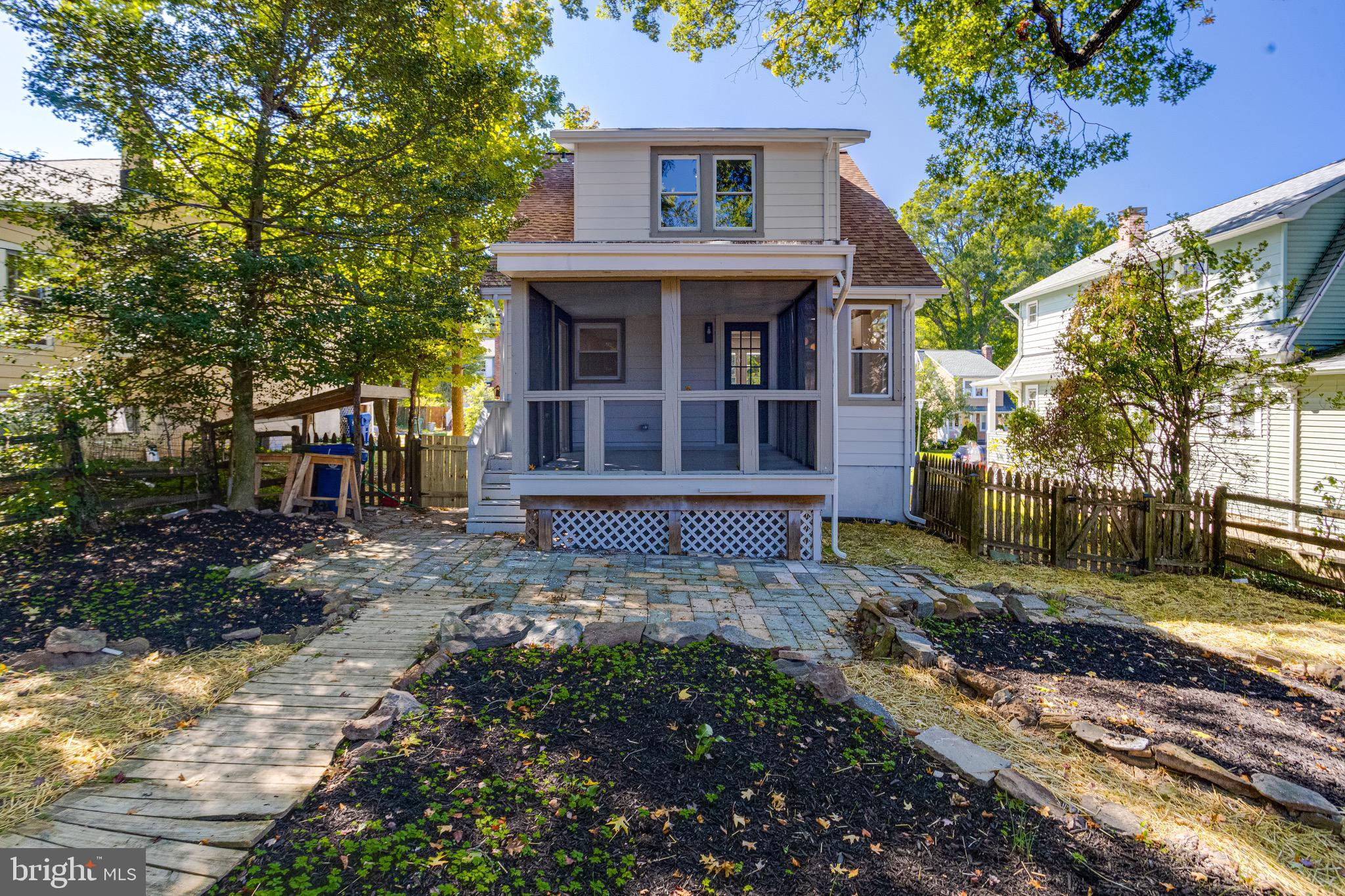 PARKVILLE - Residential