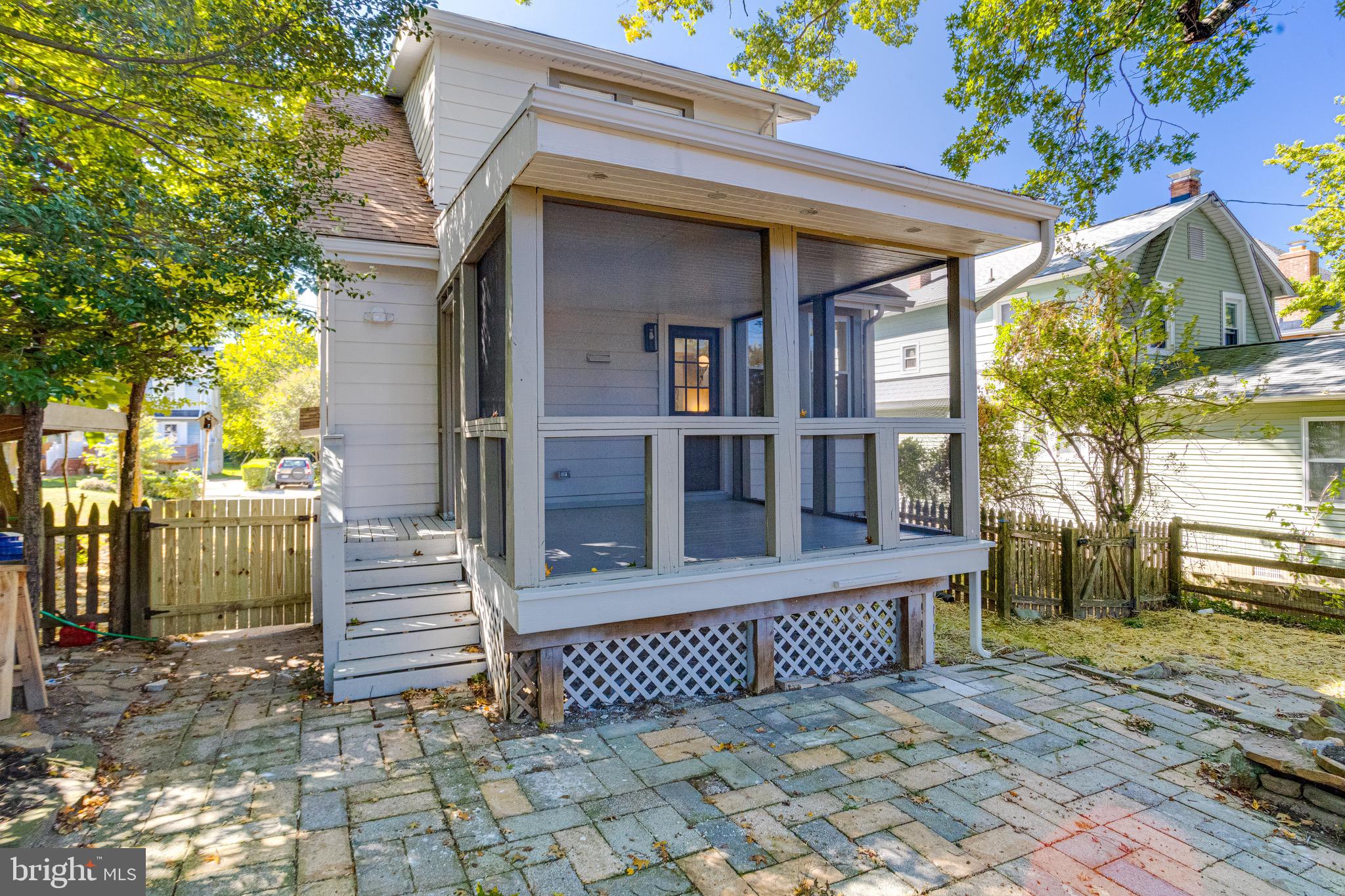 PARKVILLE - Residential