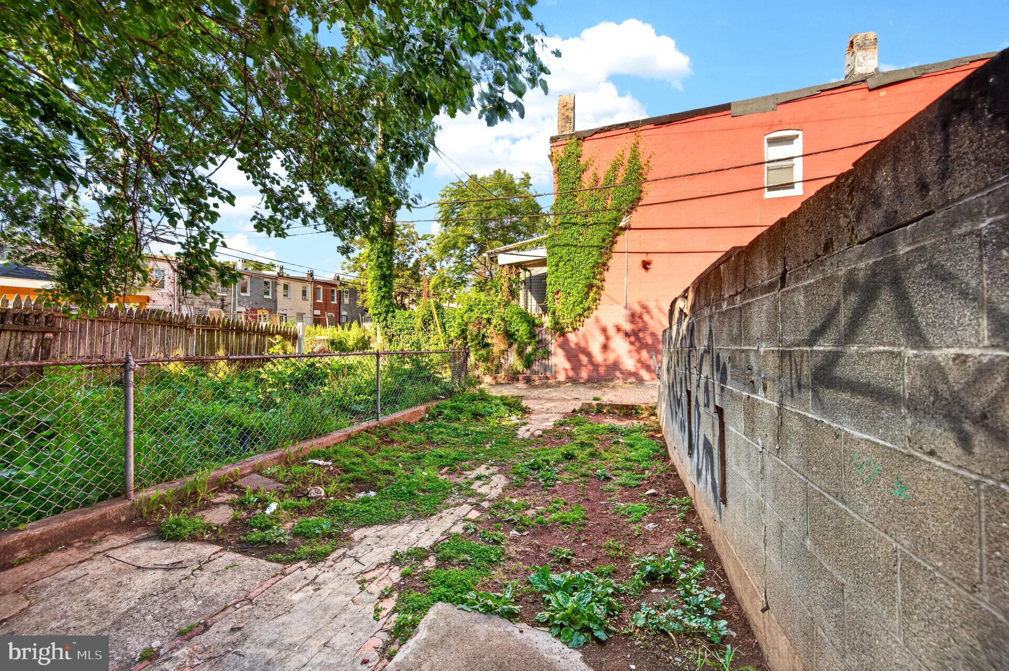 MILL HILL - Residential