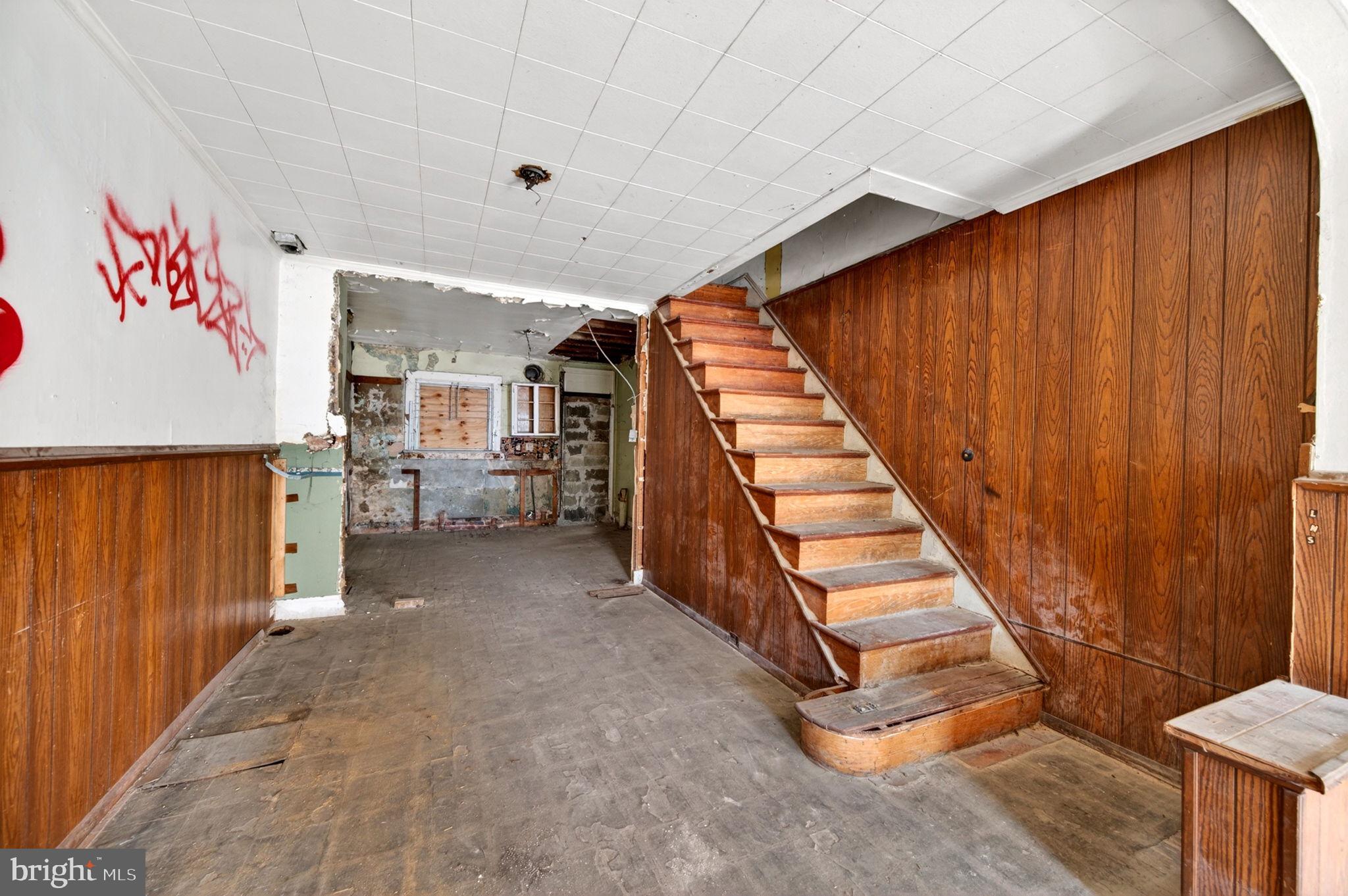 MILL HILL - Residential