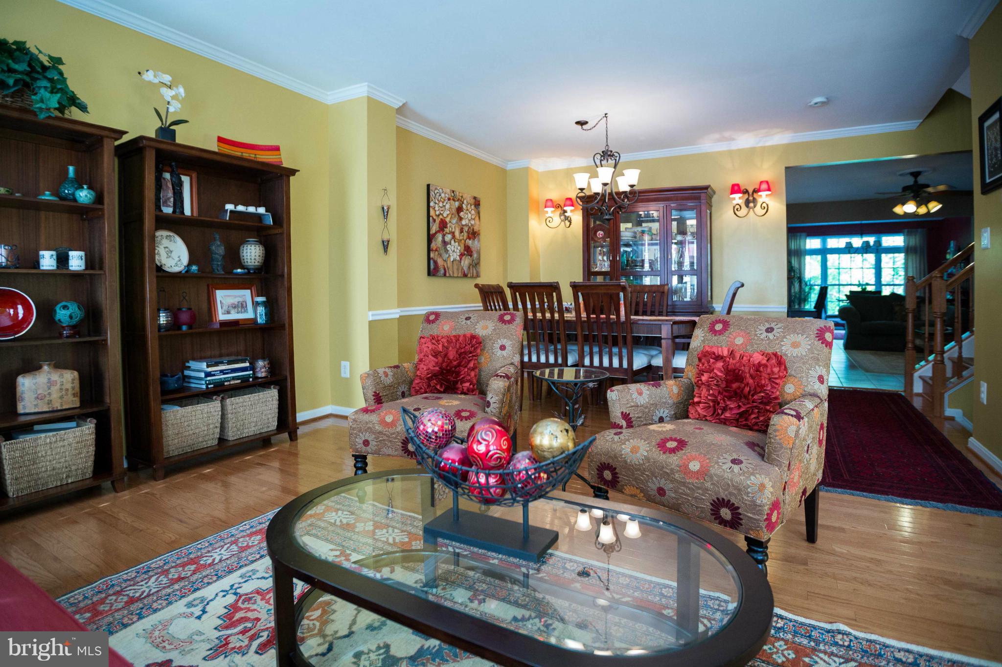 GOVERNORS GROVE - Residential