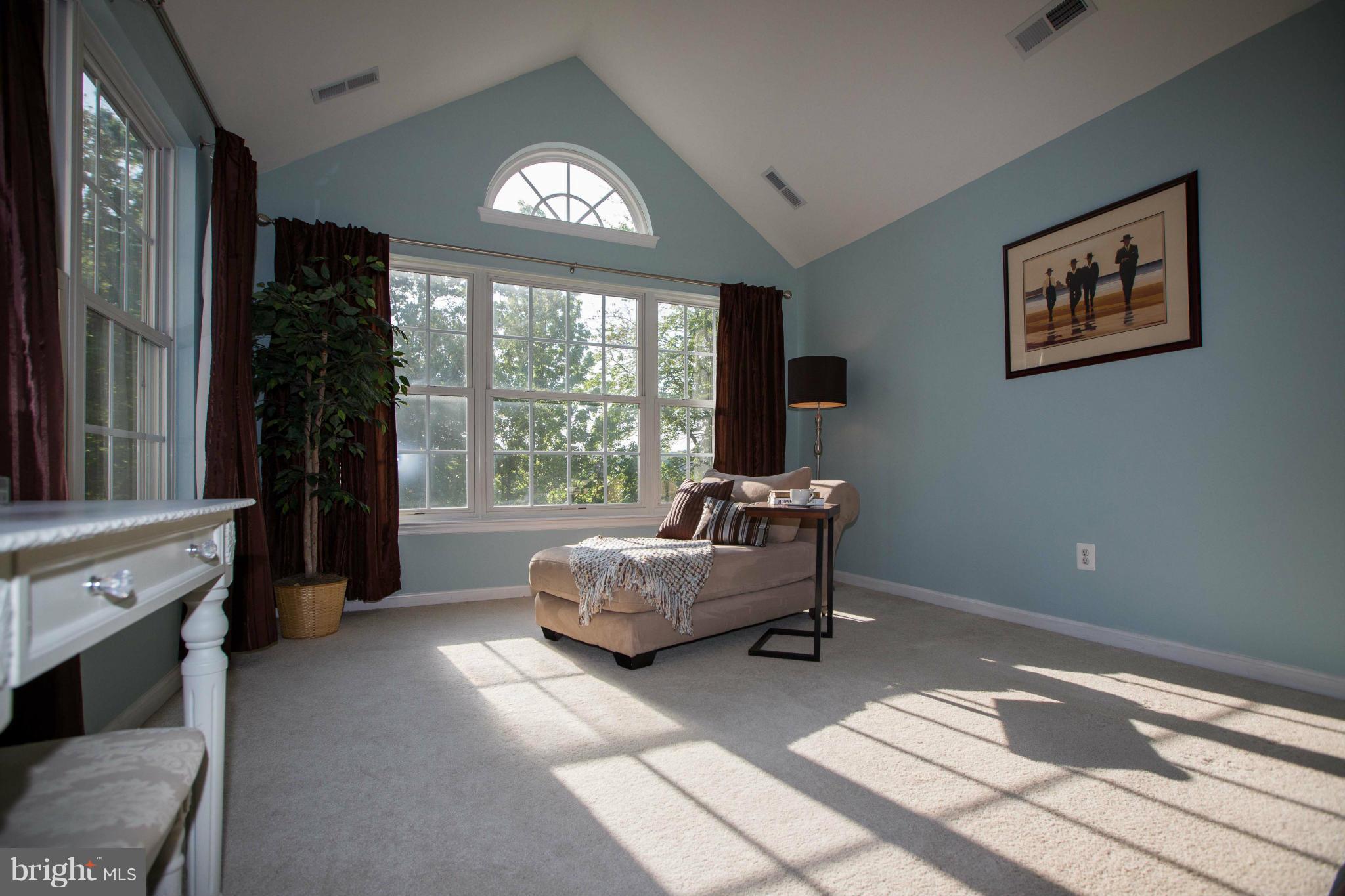 GOVERNORS GROVE - Residential