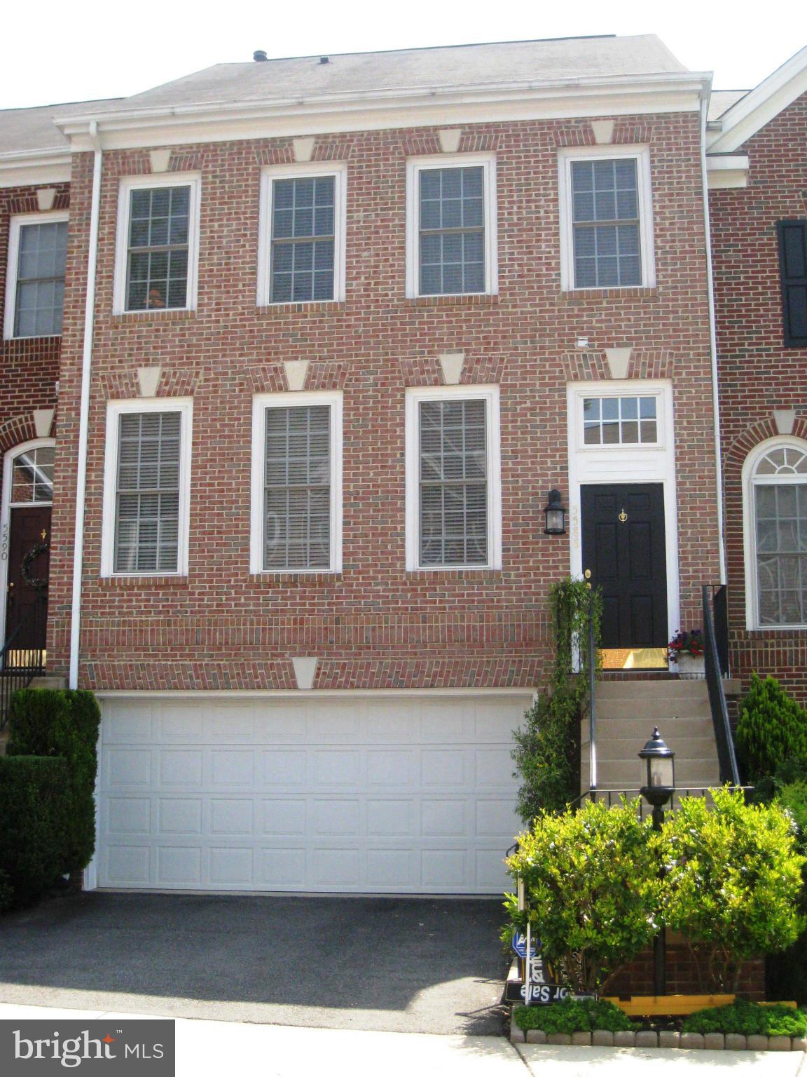 GOVERNORS GROVE - Residential