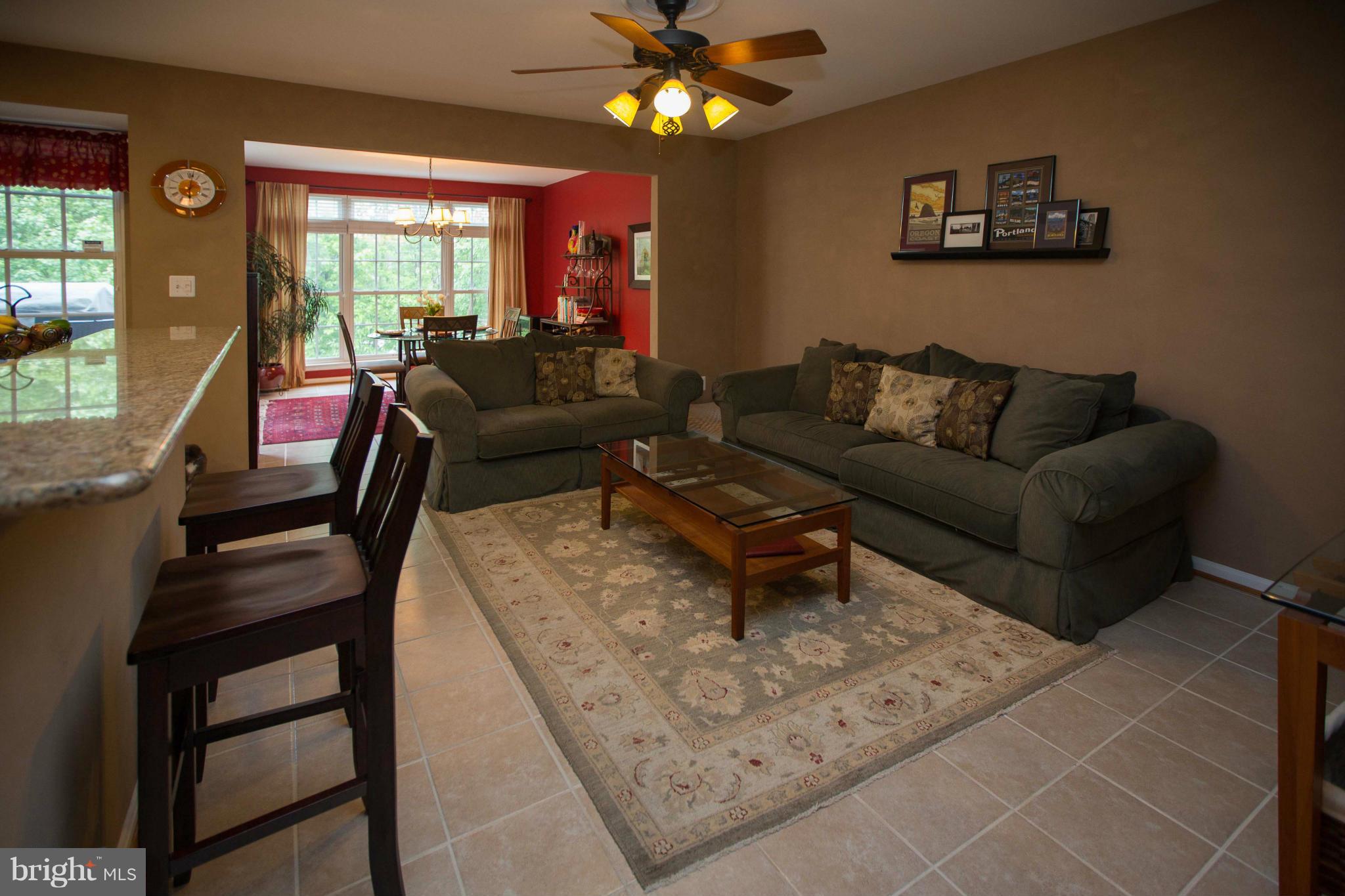 GOVERNORS GROVE - Residential