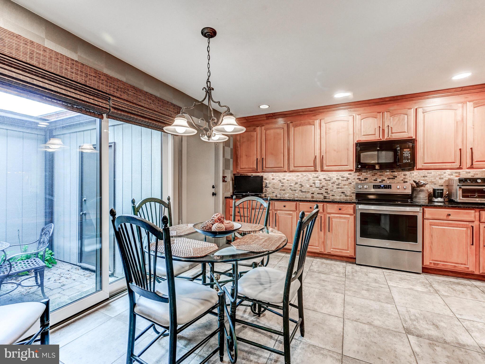 STEVENSON POST - Residential