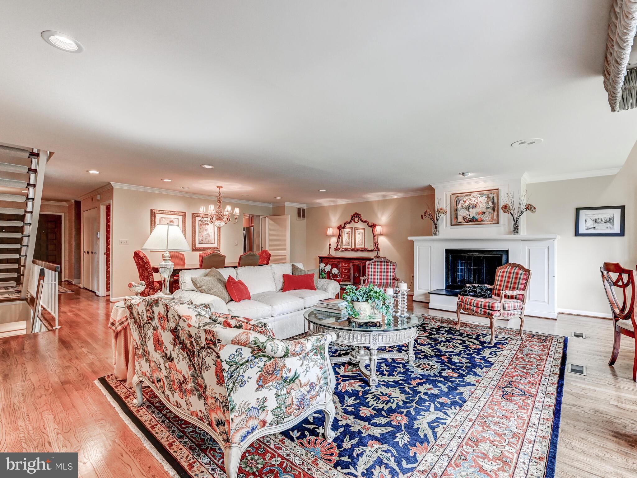 STEVENSON POST - Residential