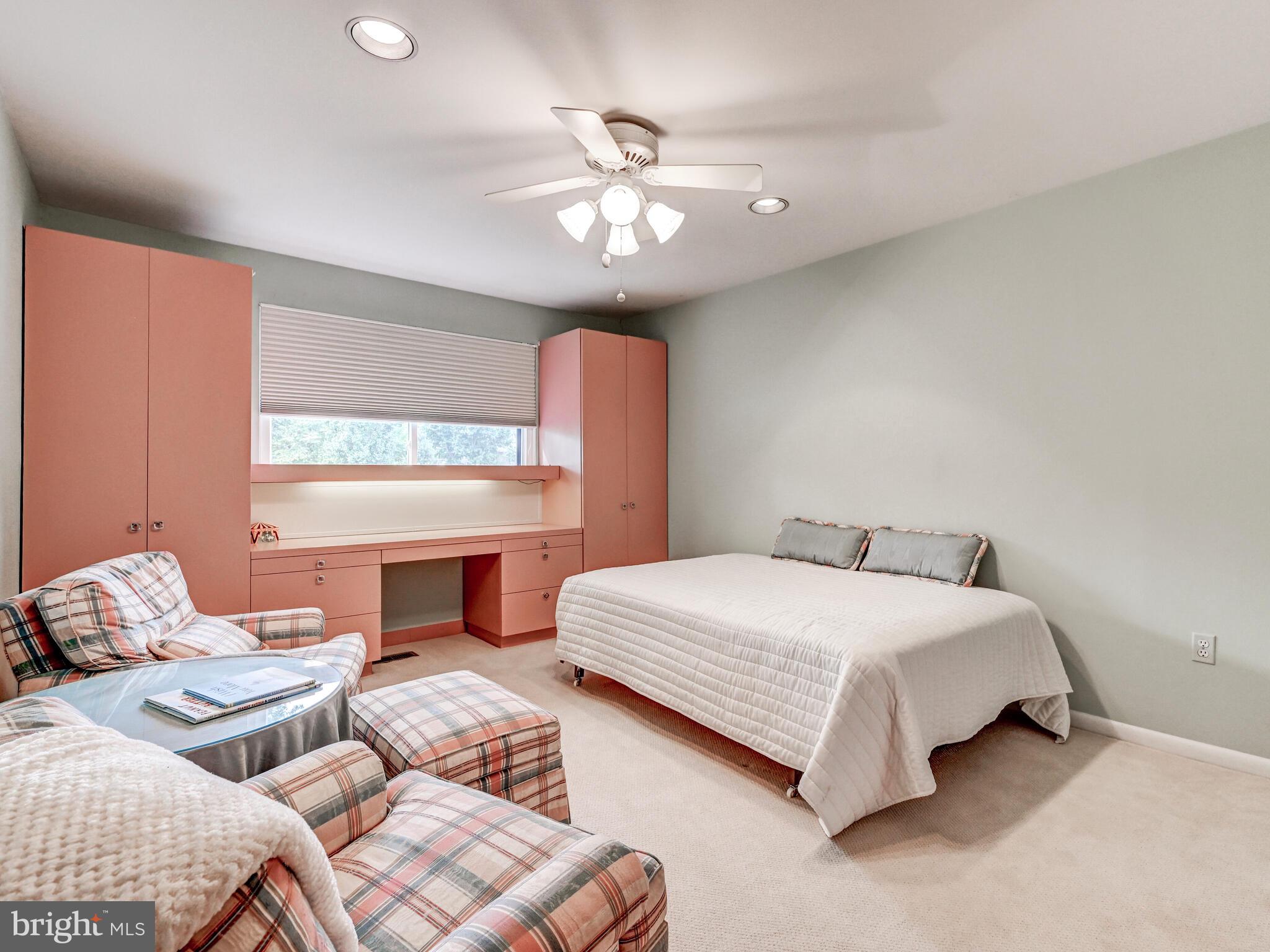 STEVENSON POST - Residential