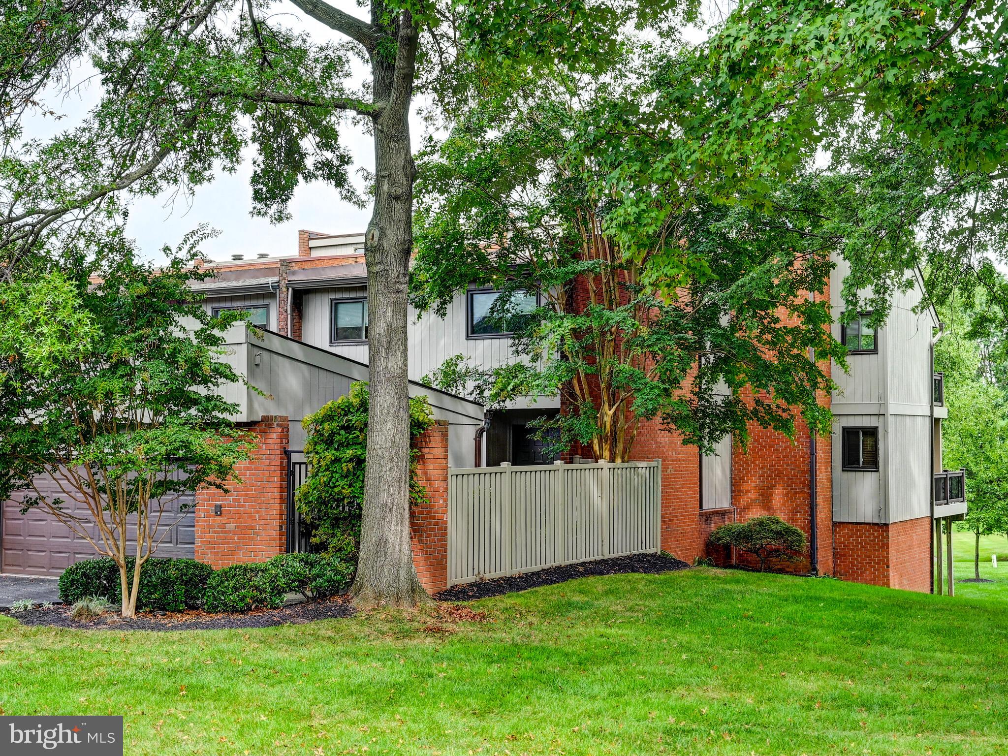 STEVENSON POST - Residential