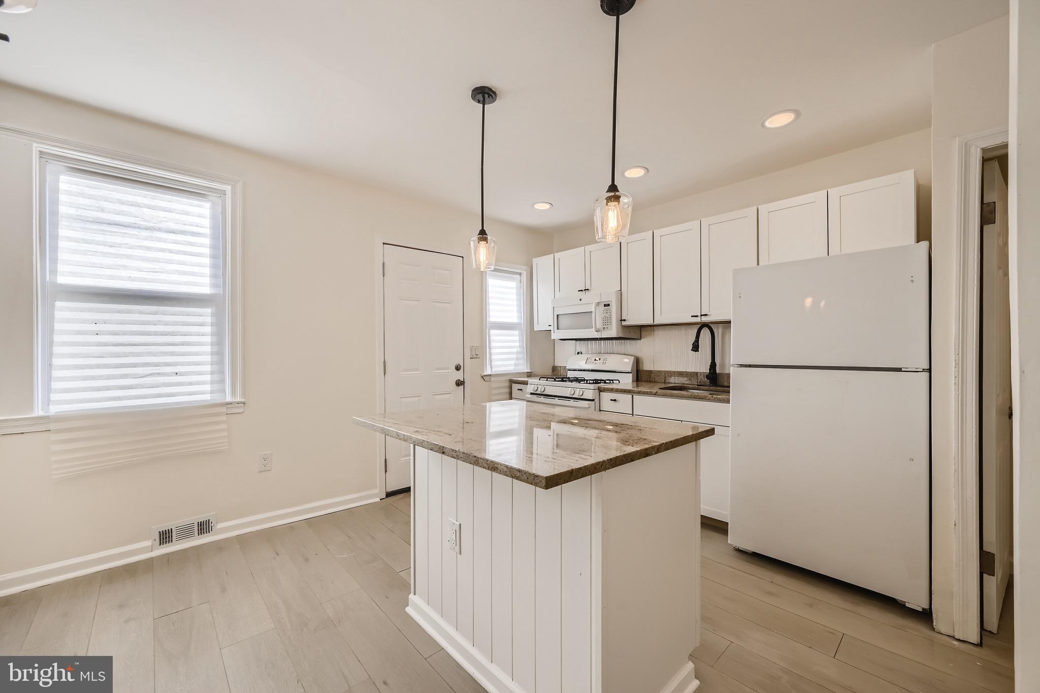 WINCHESTER - Residential