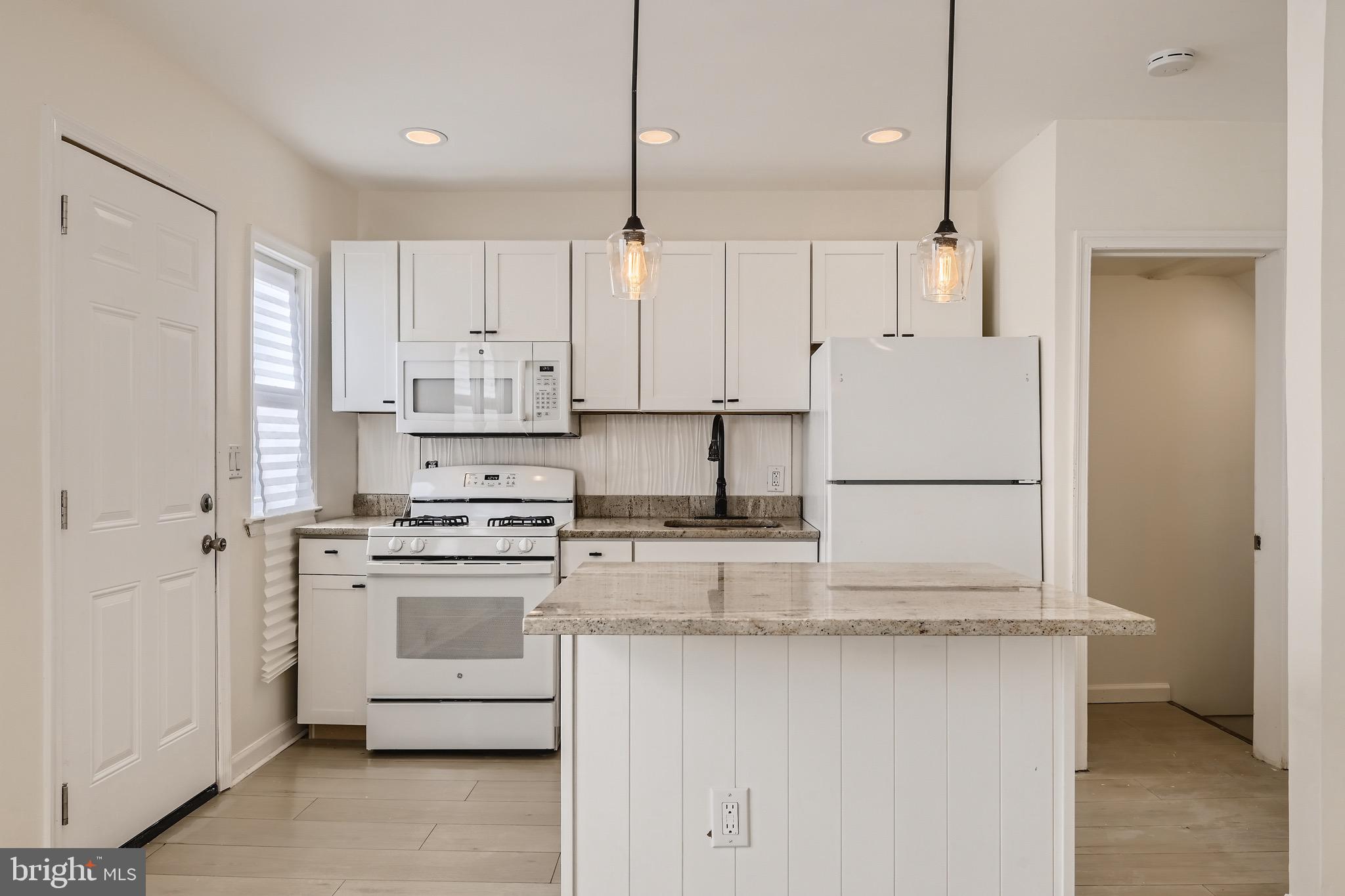 WINCHESTER - Residential