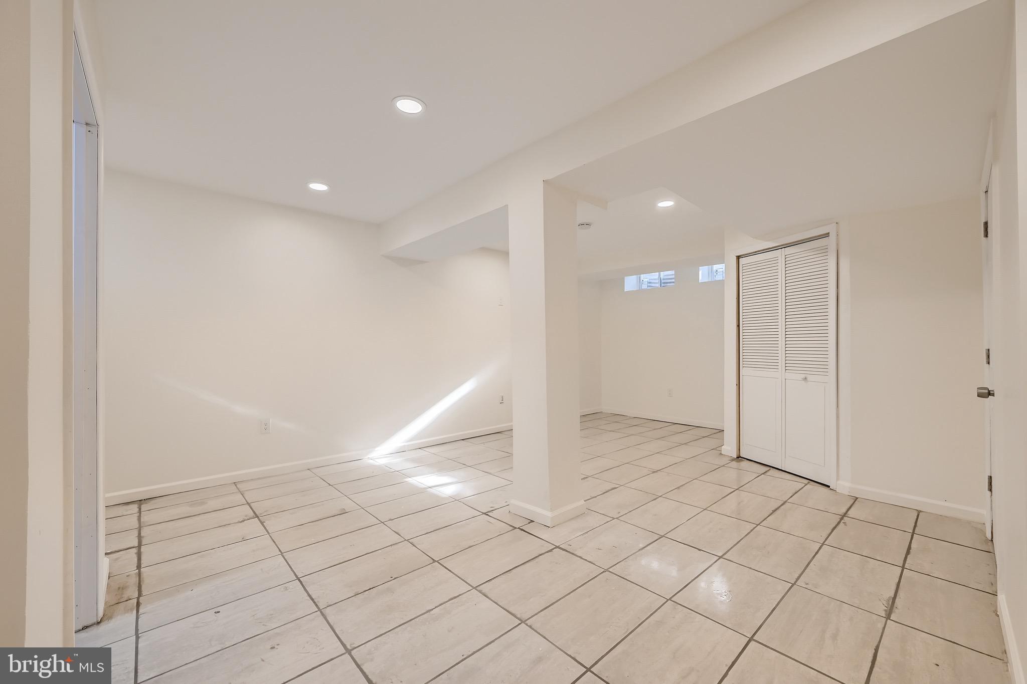 WINCHESTER - Residential