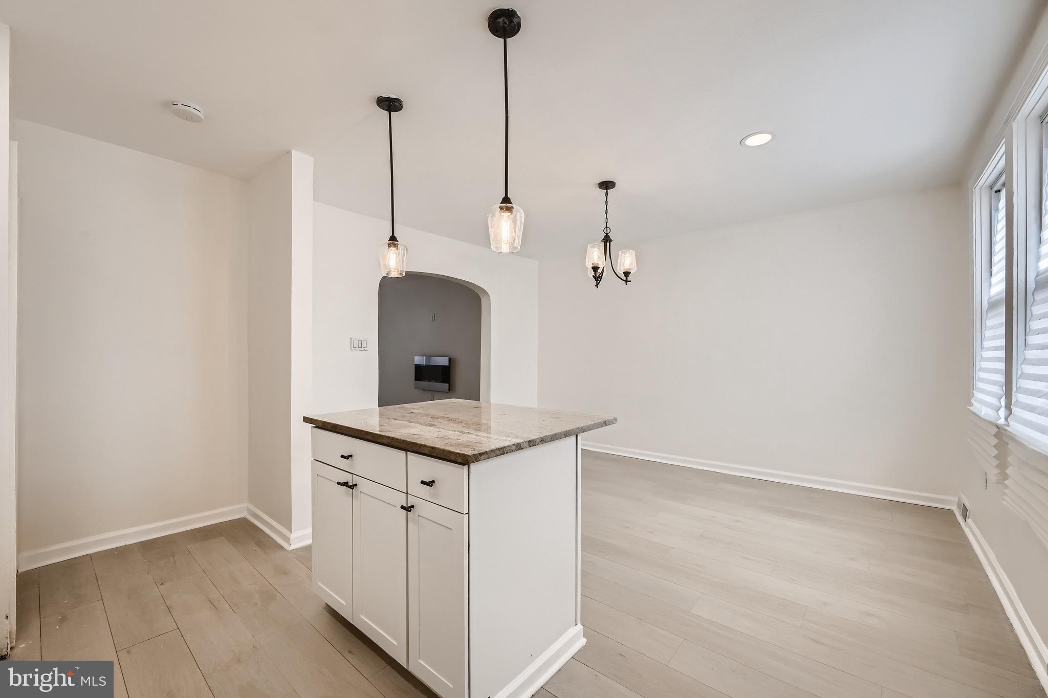 WINCHESTER - Residential