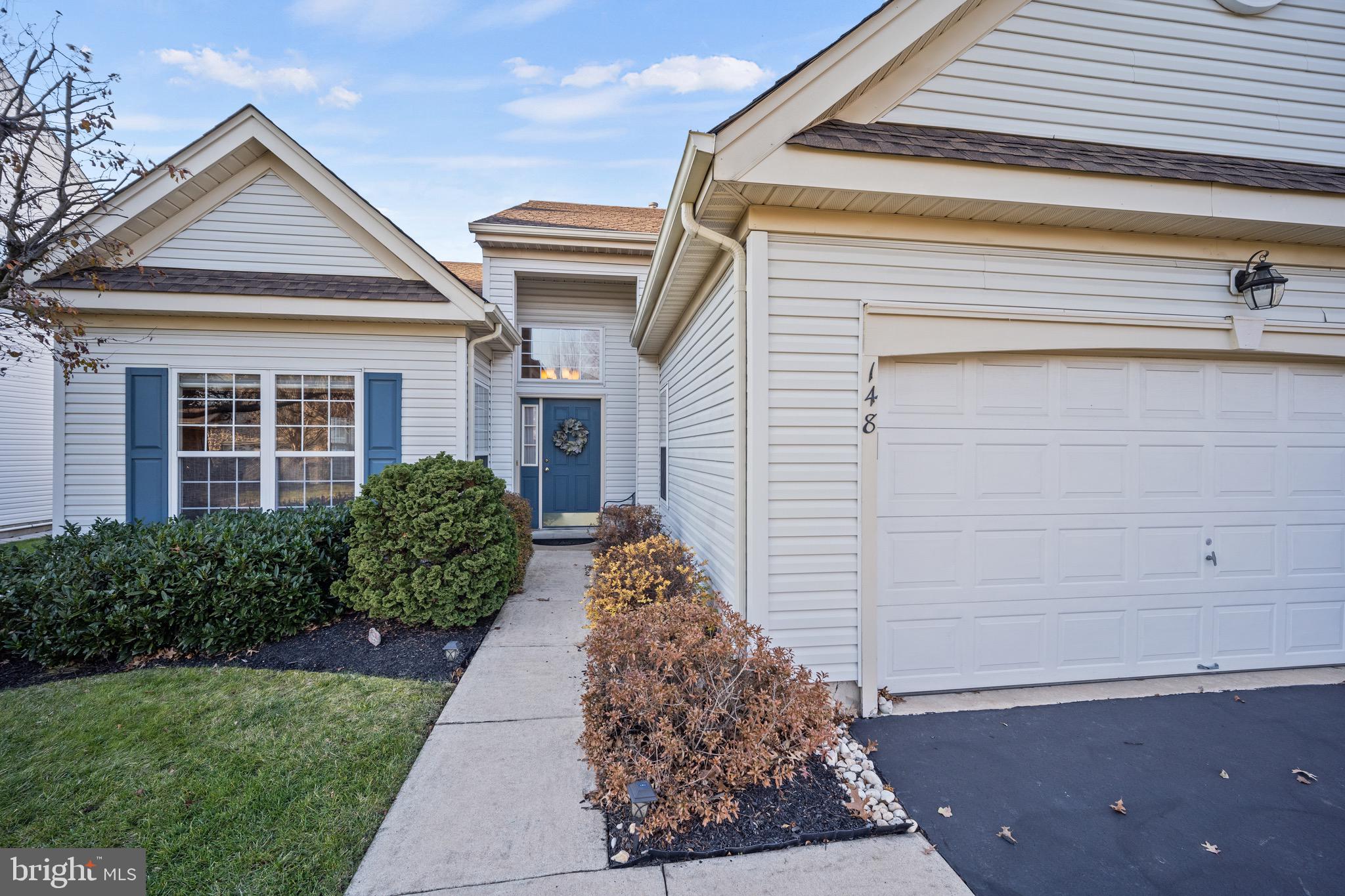 LEGACY OAKS - Residential