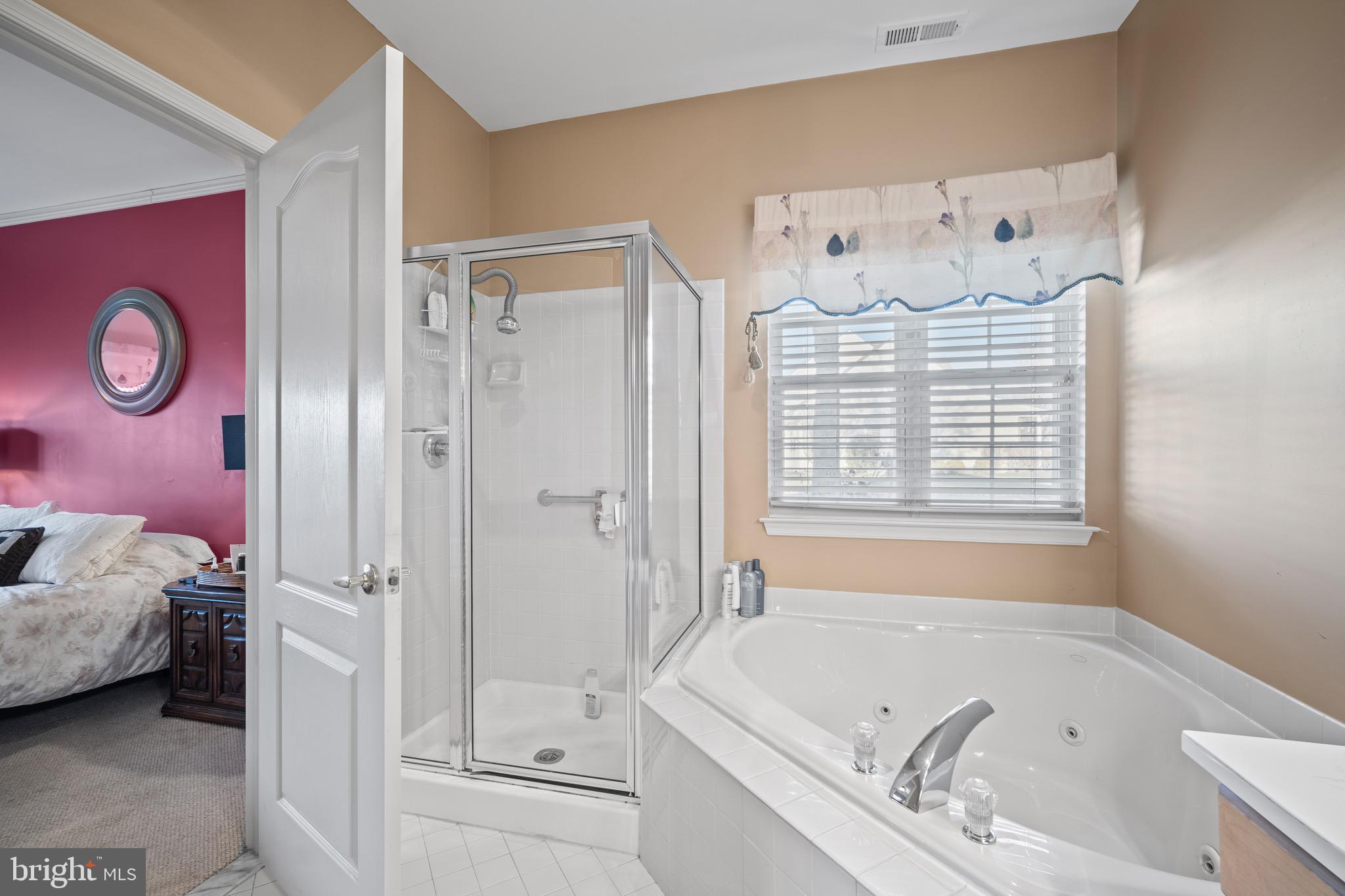 LEGACY OAKS - Residential