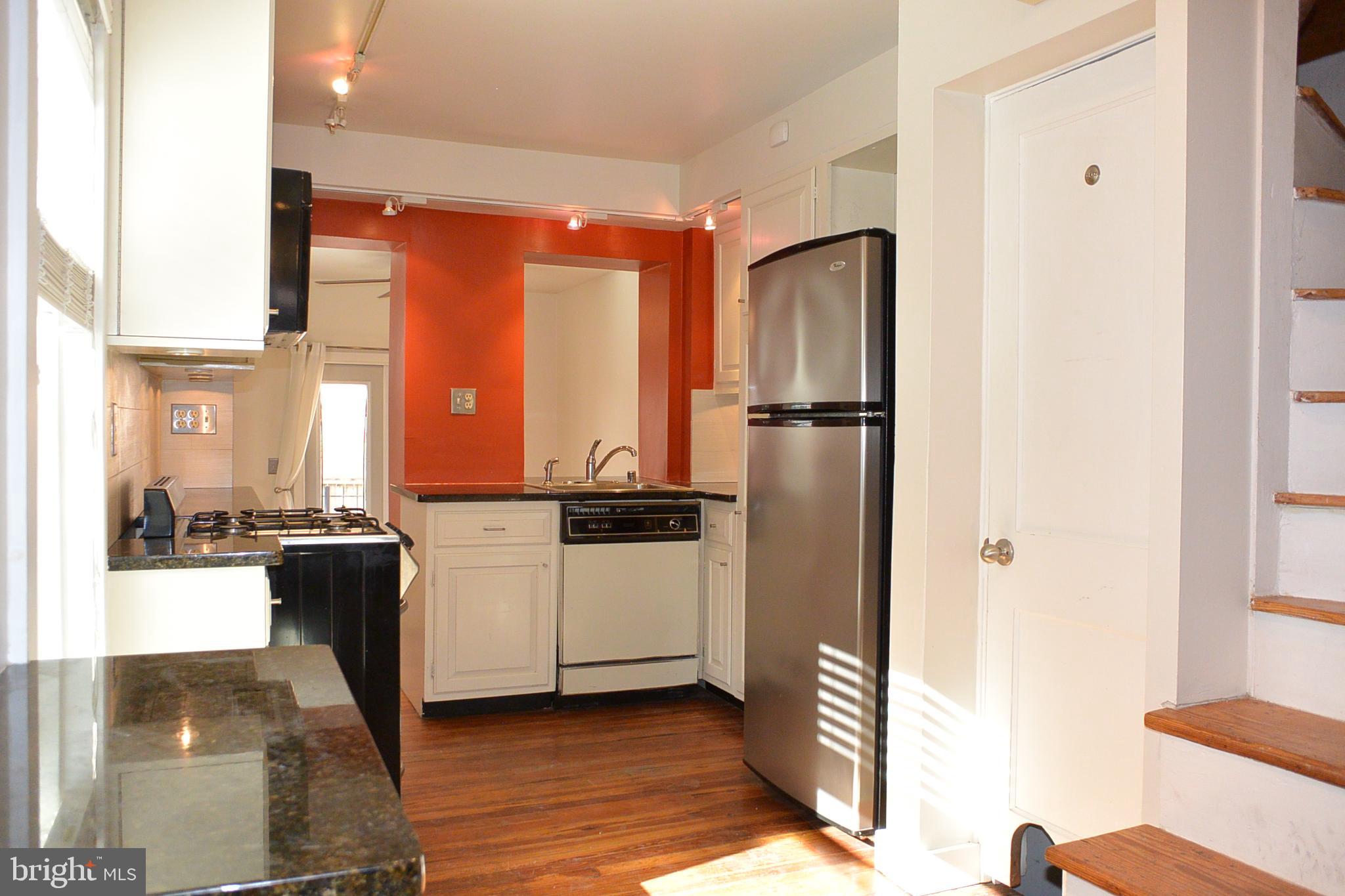 FEDERAL HILL HISTORIC DISTRICT - Residential Lease