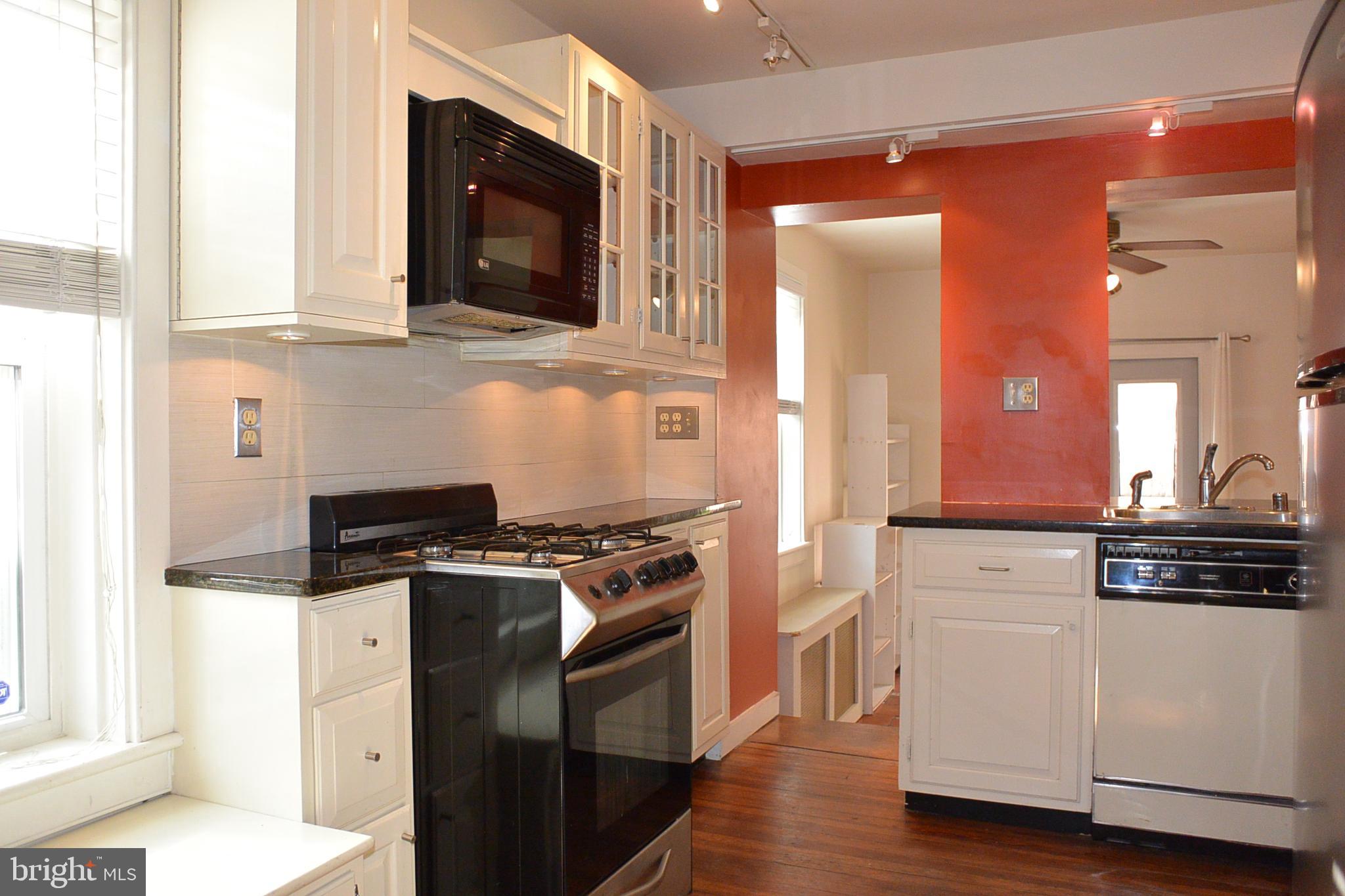 FEDERAL HILL HISTORIC DISTRICT - Residential Lease