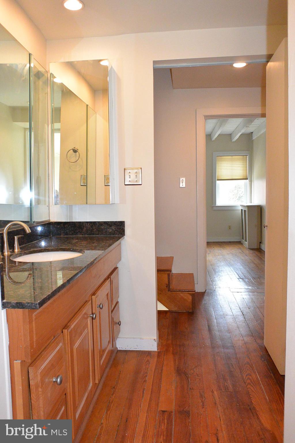 FEDERAL HILL HISTORIC DISTRICT - Residential Lease