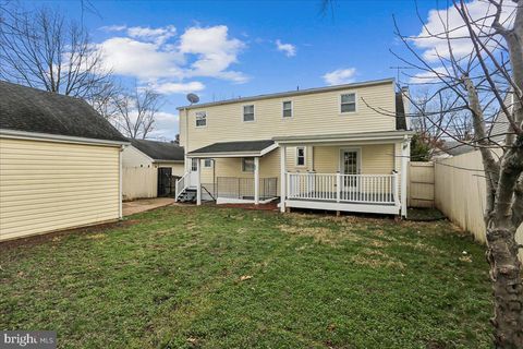 Tiny photo for 1721 S Monroe Street S, ARLINGTON, VA 22204 (MLS # VAAR2069188)