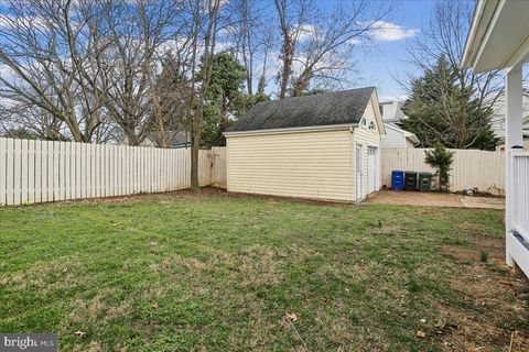 Tiny photo for 1721 S Monroe Street S, ARLINGTON, VA 22204 (MLS # VAAR2069188)