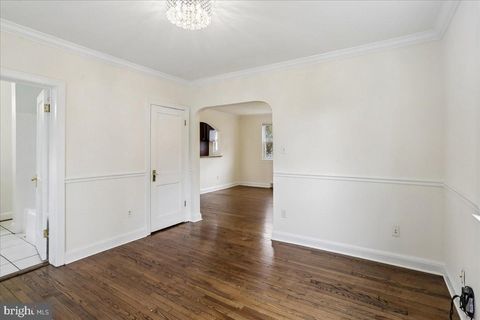 Tiny photo for 1721 S Monroe Street S, ARLINGTON, VA 22204 (MLS # VAAR2069188)