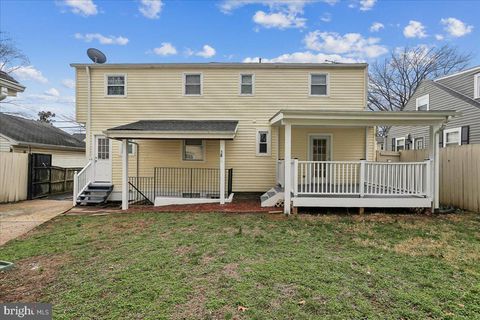 Tiny photo for 1721 S Monroe Street S, ARLINGTON, VA 22204 (MLS # VAAR2069188)