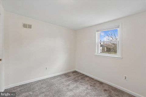 Tiny photo for 1721 S Monroe Street S, ARLINGTON, VA 22204 (MLS # VAAR2069188)