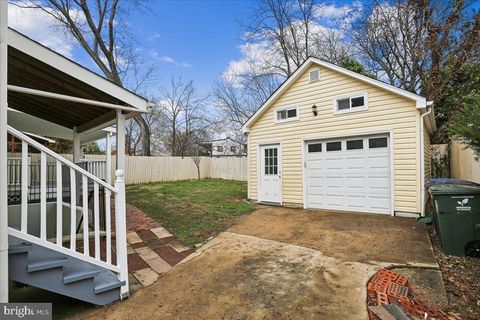 Tiny photo for 1721 S Monroe Street S, ARLINGTON, VA 22204 (MLS # VAAR2069188)