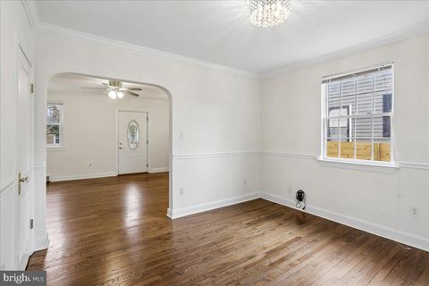 Tiny photo for 1721 S Monroe Street S, ARLINGTON, VA 22204 (MLS # VAAR2069188)