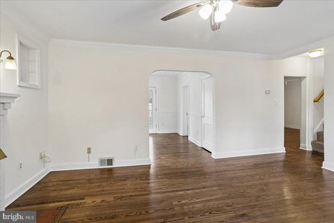 Tiny photo for 1721 S Monroe Street S, ARLINGTON, VA 22204 (MLS # VAAR2069188)