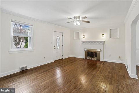 Tiny photo for 1721 S Monroe Street S, ARLINGTON, VA 22204 (MLS # VAAR2069188)