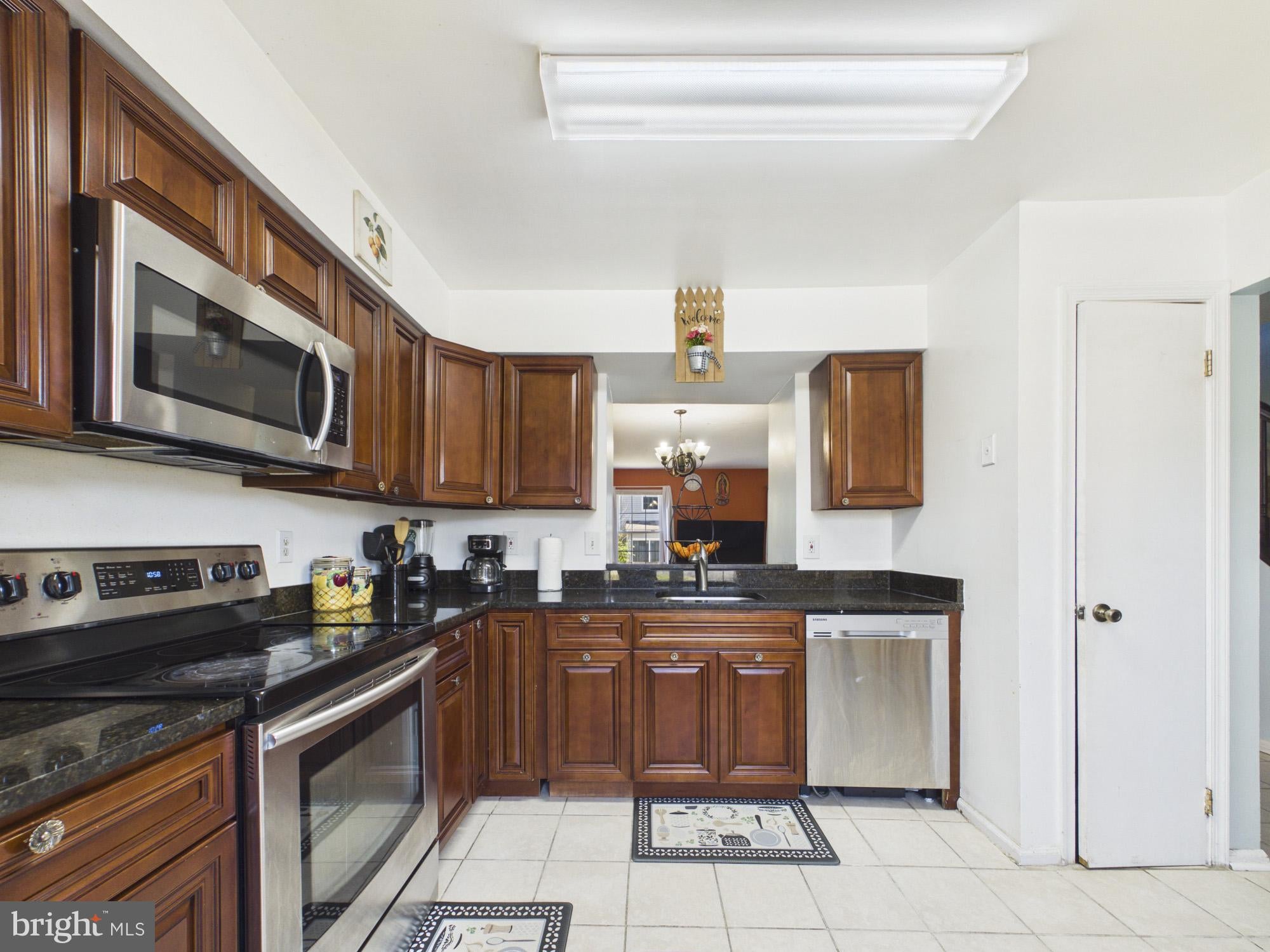 3640 MCDOWELL COURT