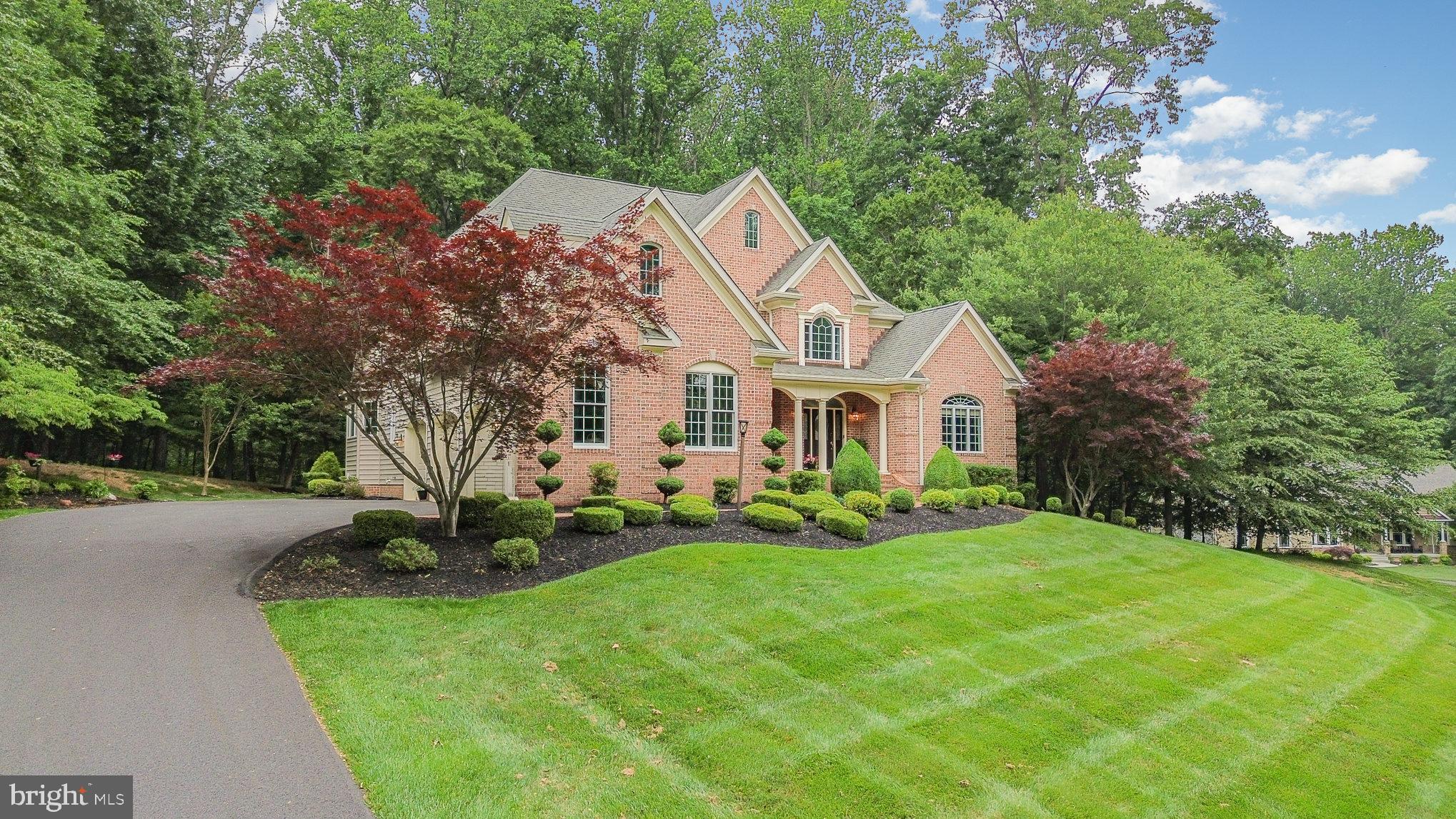 1605 HENRY WAY