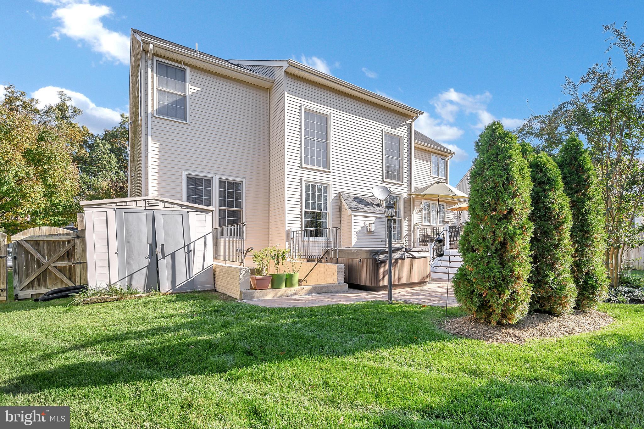 CLIFTON CREST - Residential