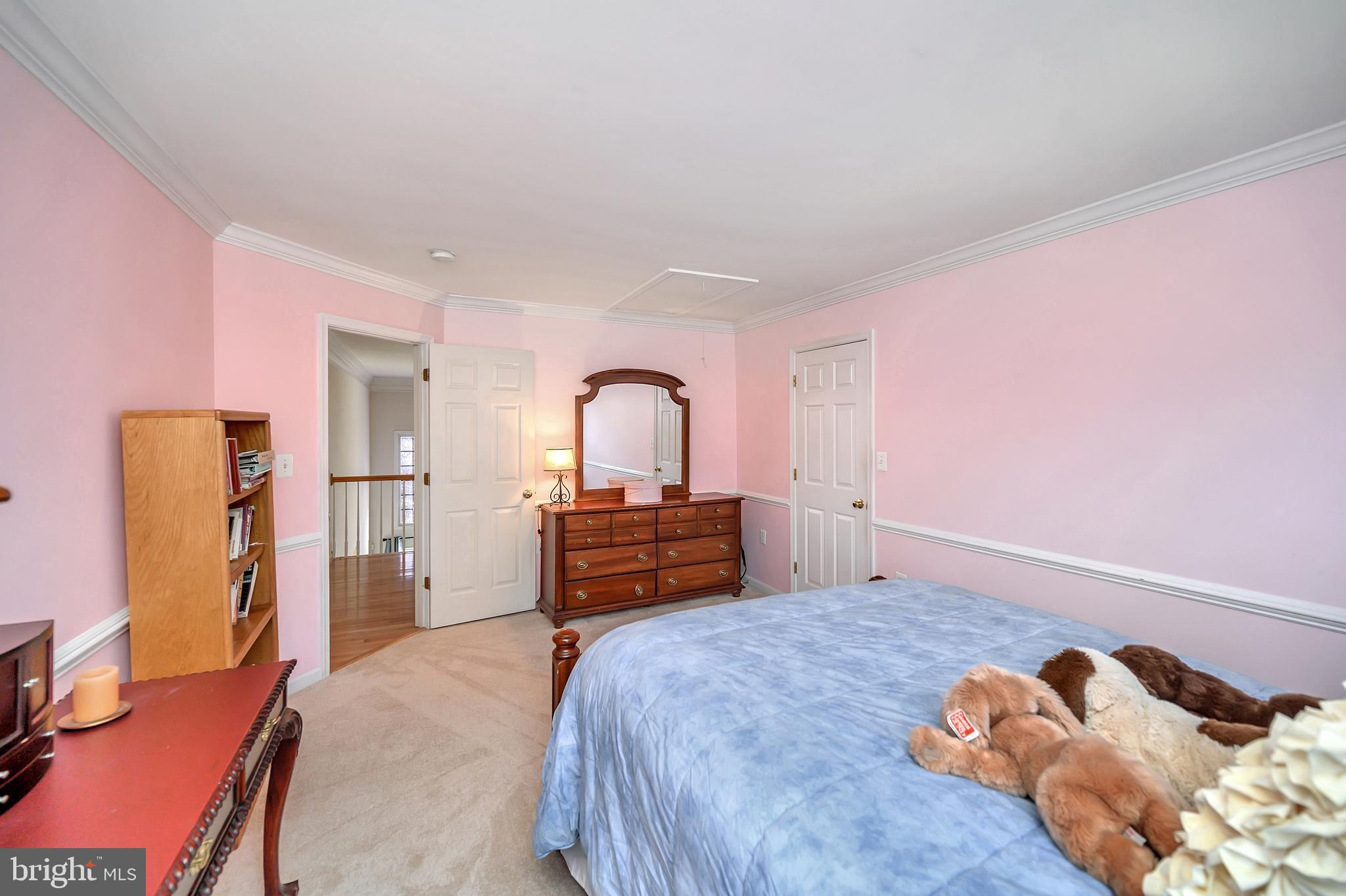 CLIFTON CREST - Residential