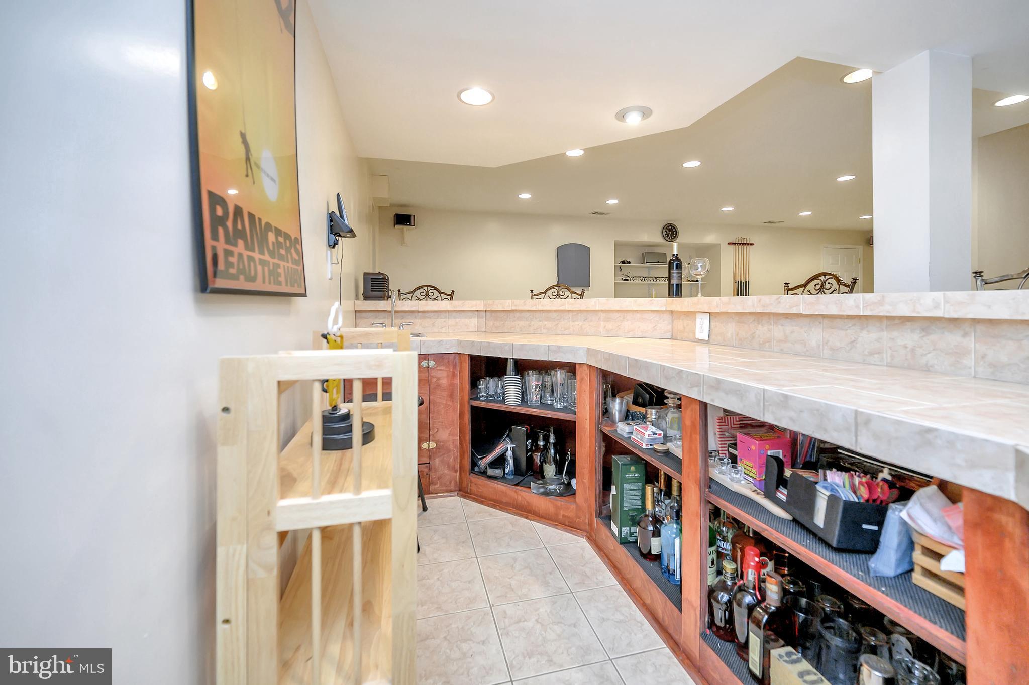 CLIFTON CREST - Residential