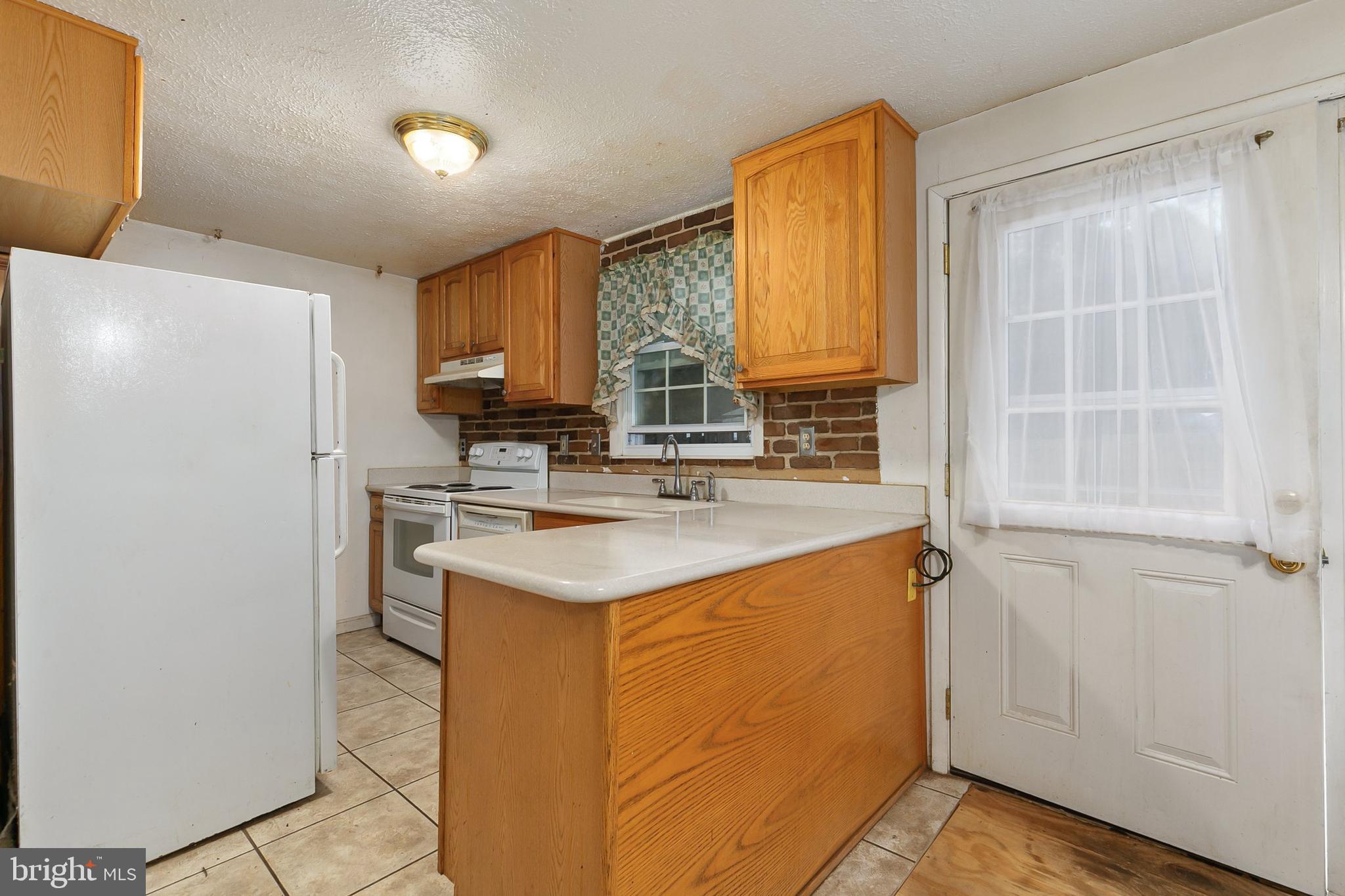 GERMANTOWN ESTATES - Residential