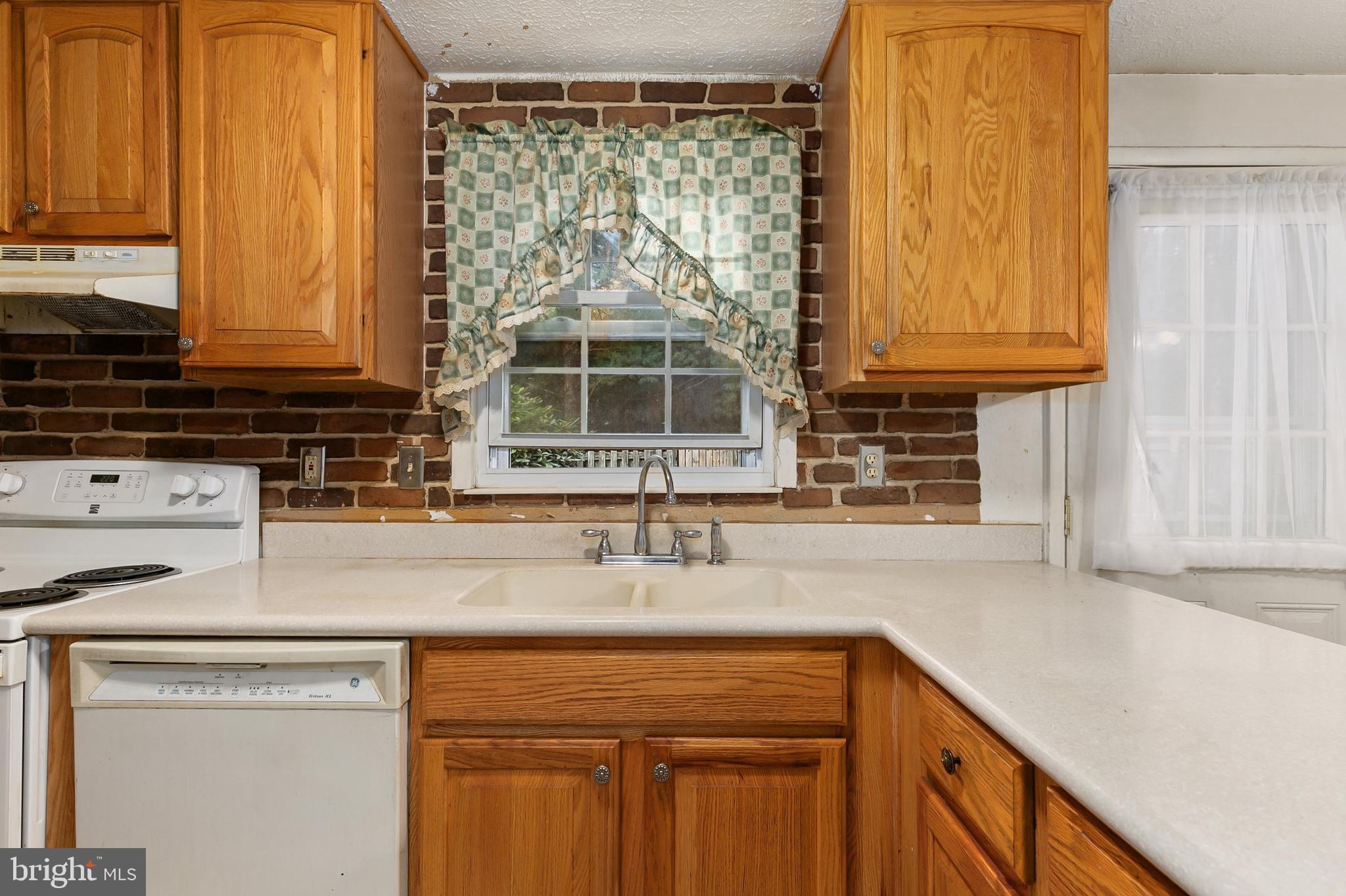 GERMANTOWN ESTATES - Residential