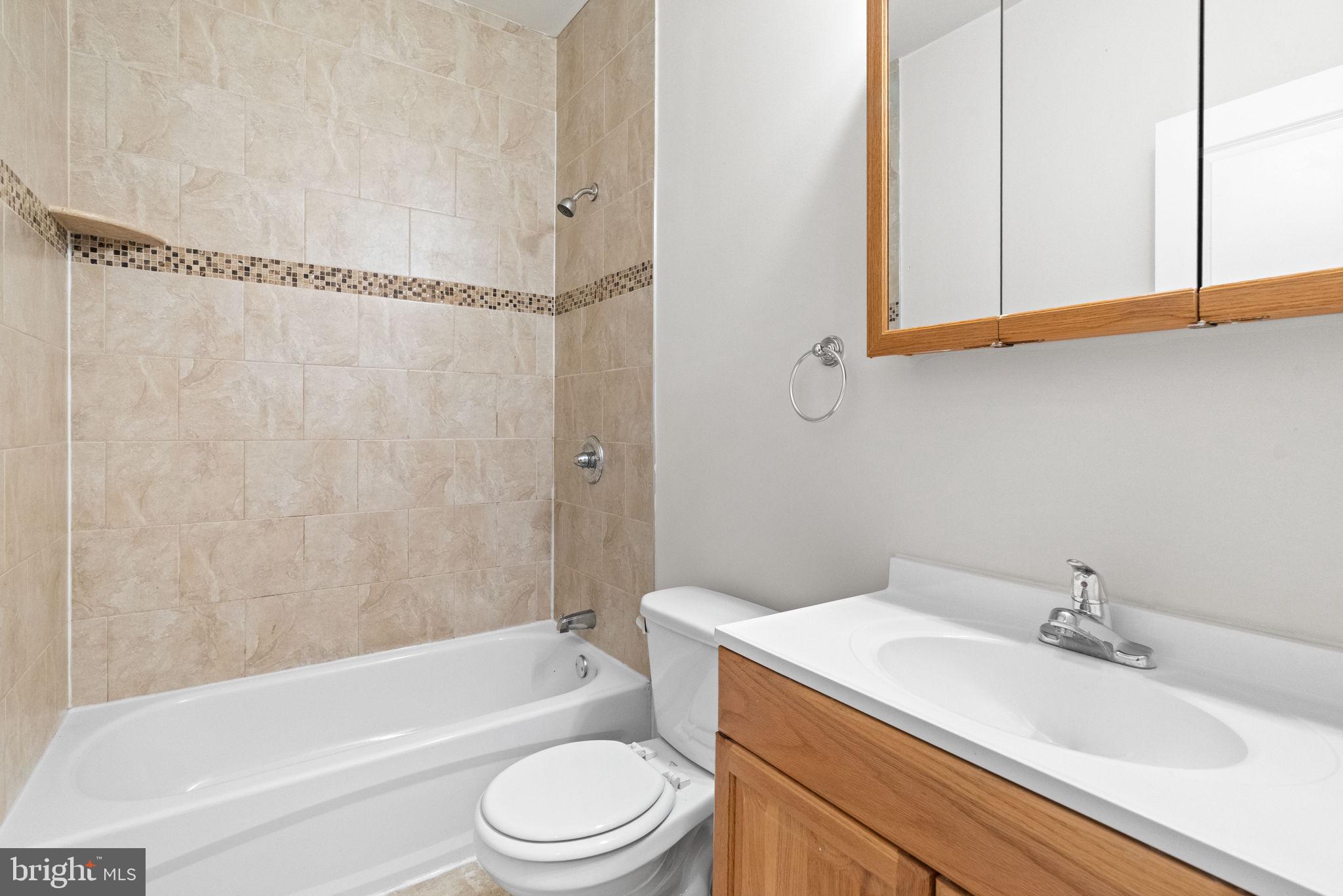 TEMPLE UNIVERSITY - Residential Income