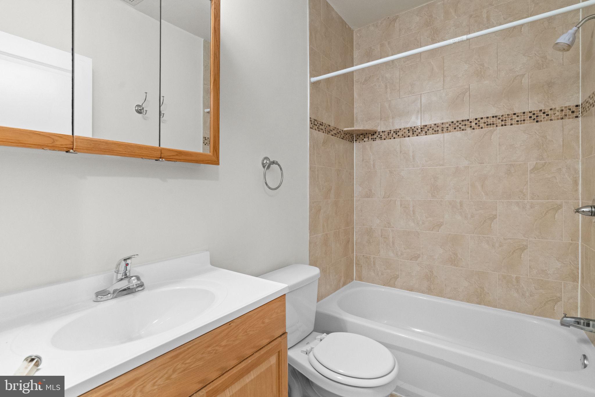 TEMPLE UNIVERSITY - Residential Income